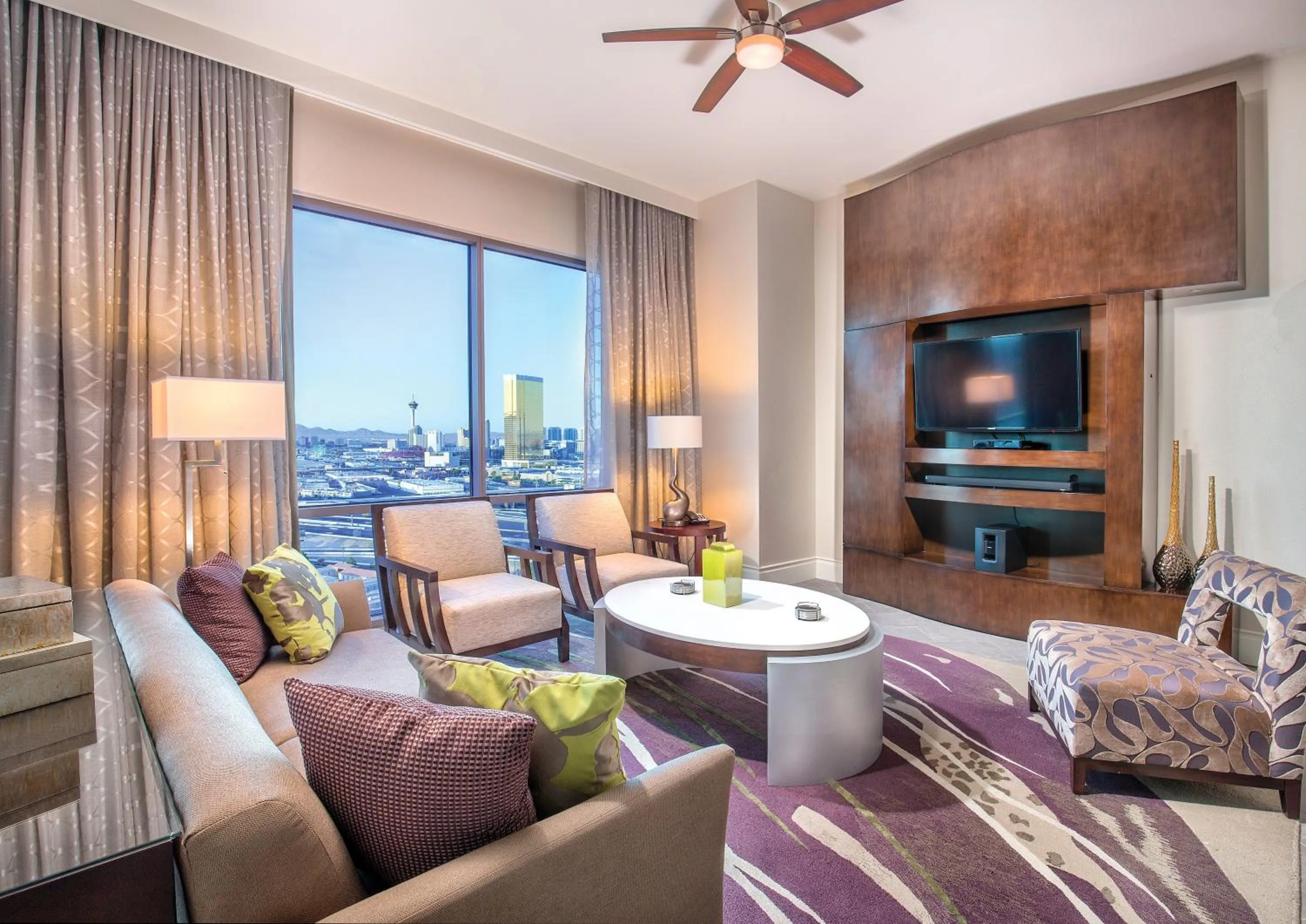 Bedroom in Club Wyndham Desert Blue