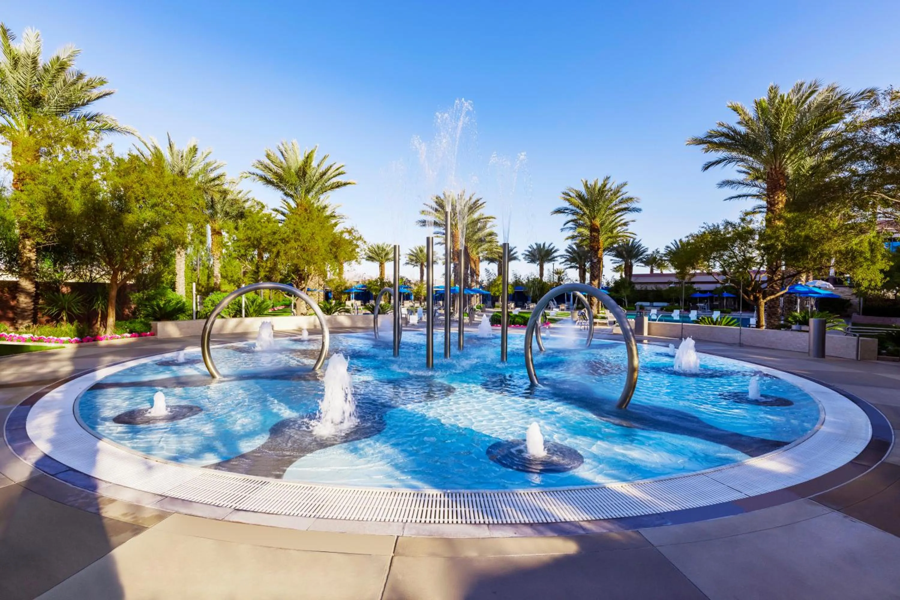 Swimming pool in Club Wyndham Desert Blue