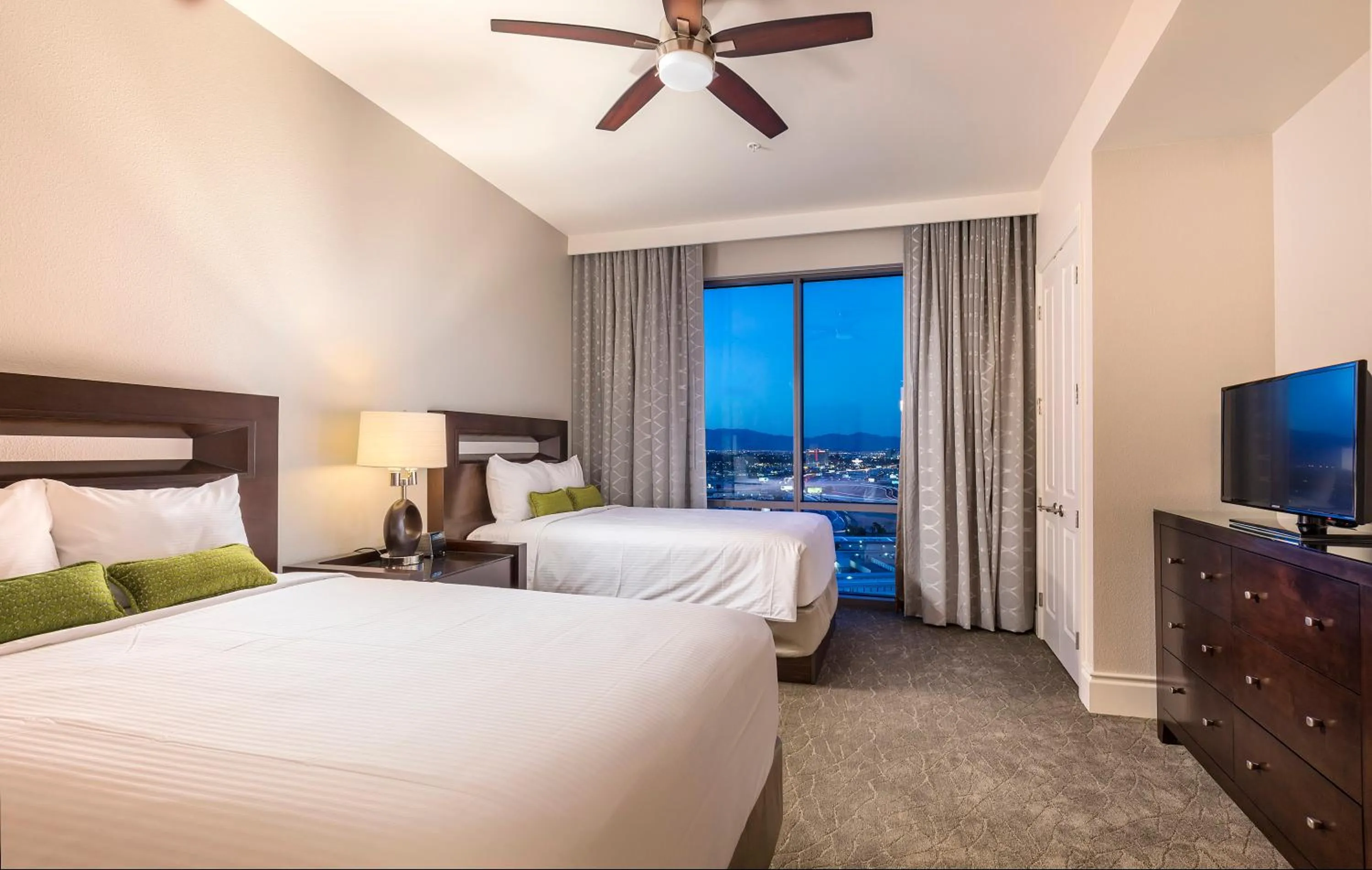 Bedroom, Bed in Club Wyndham Desert Blue