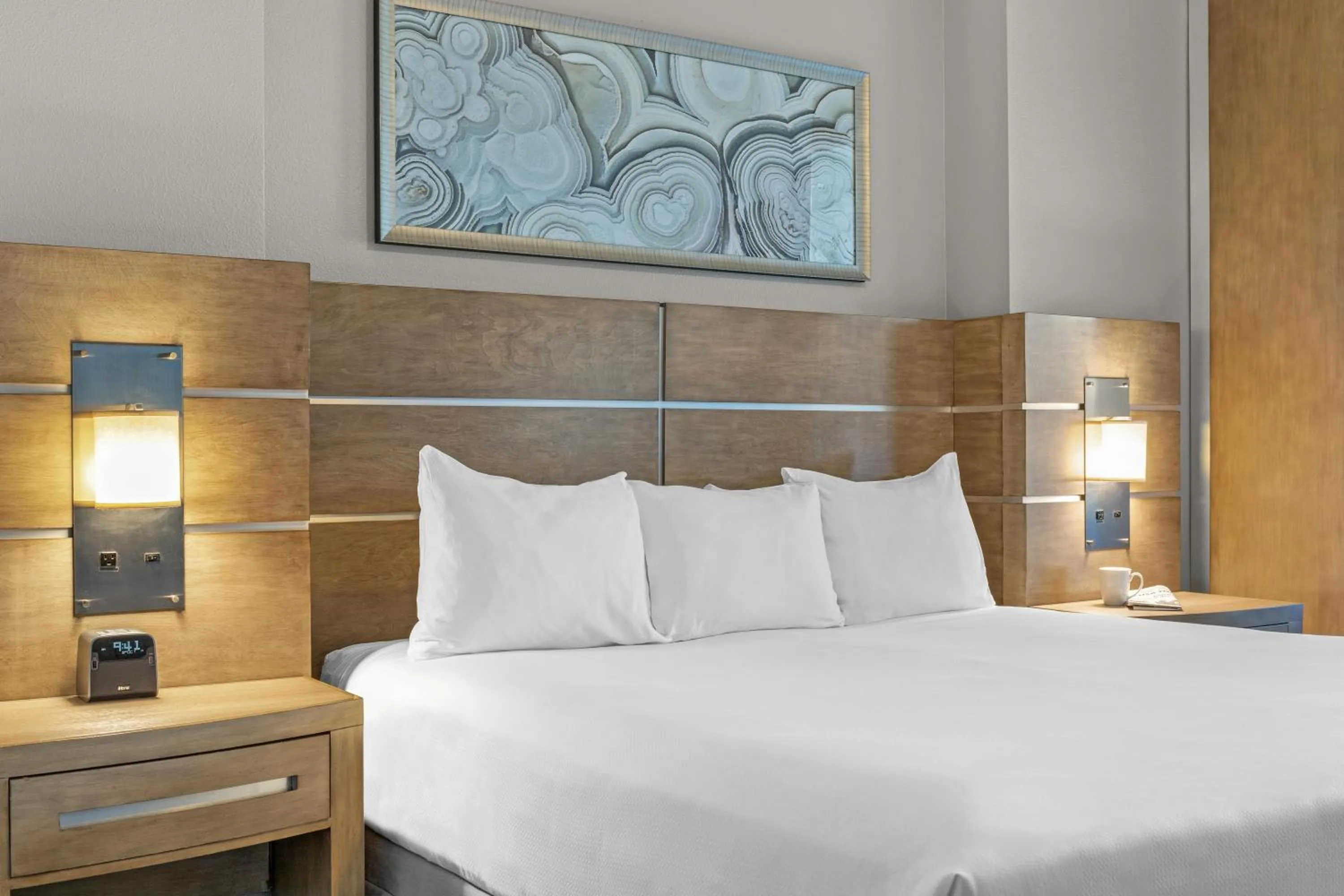 Bed in Club Wyndham Desert Blue