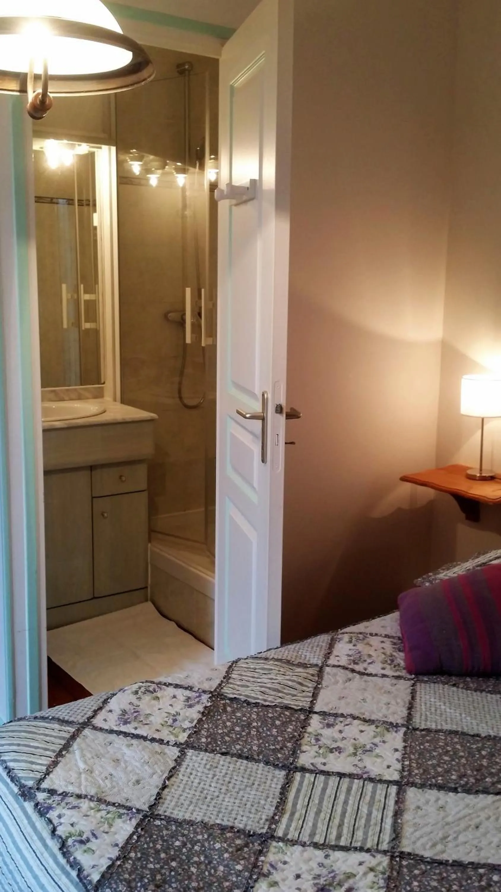 Bathroom in Chambres D'hôtes Anne-Marie