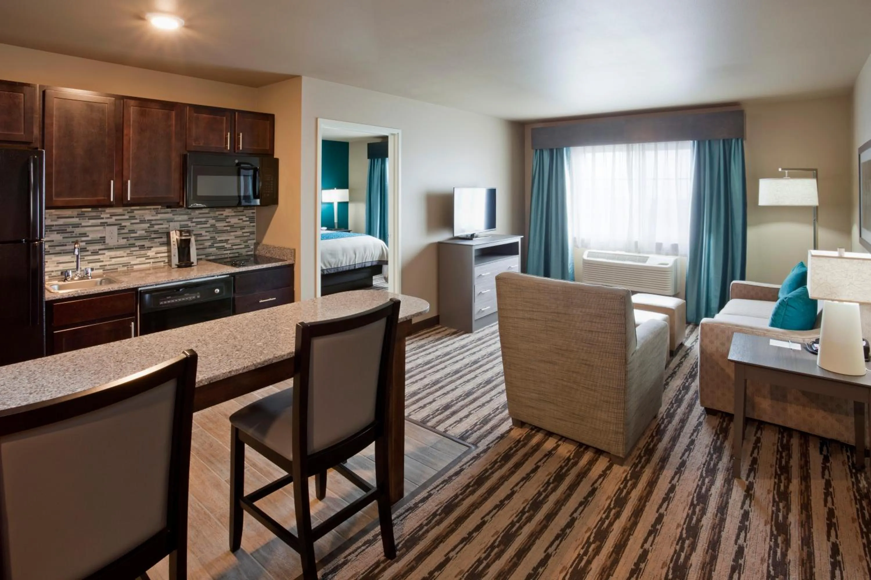 Kitchen or kitchenette in GrandStay Hotel & Suites Valley City