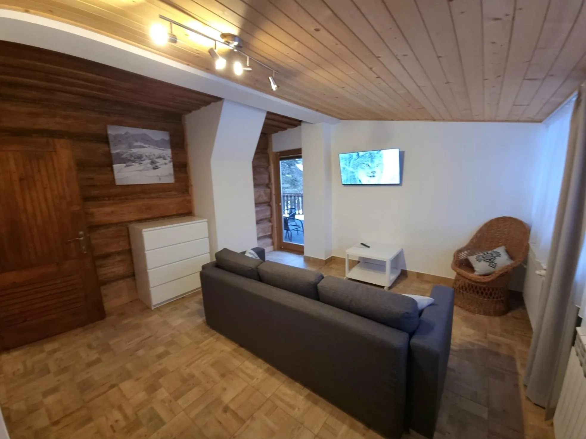 TV and multimedia in Willa Antałówka Apartamenty