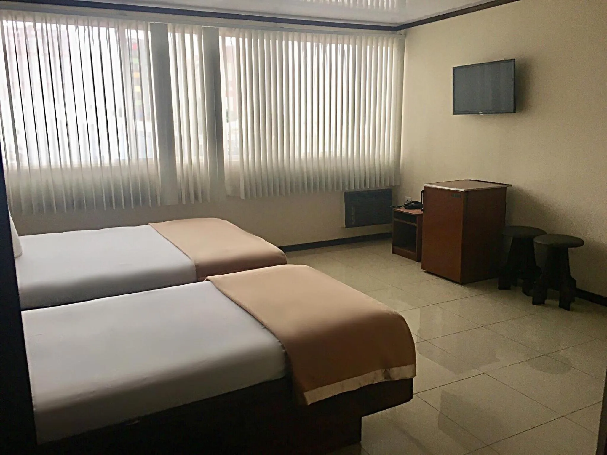 Bedroom, Bed in Hotel Ambassador