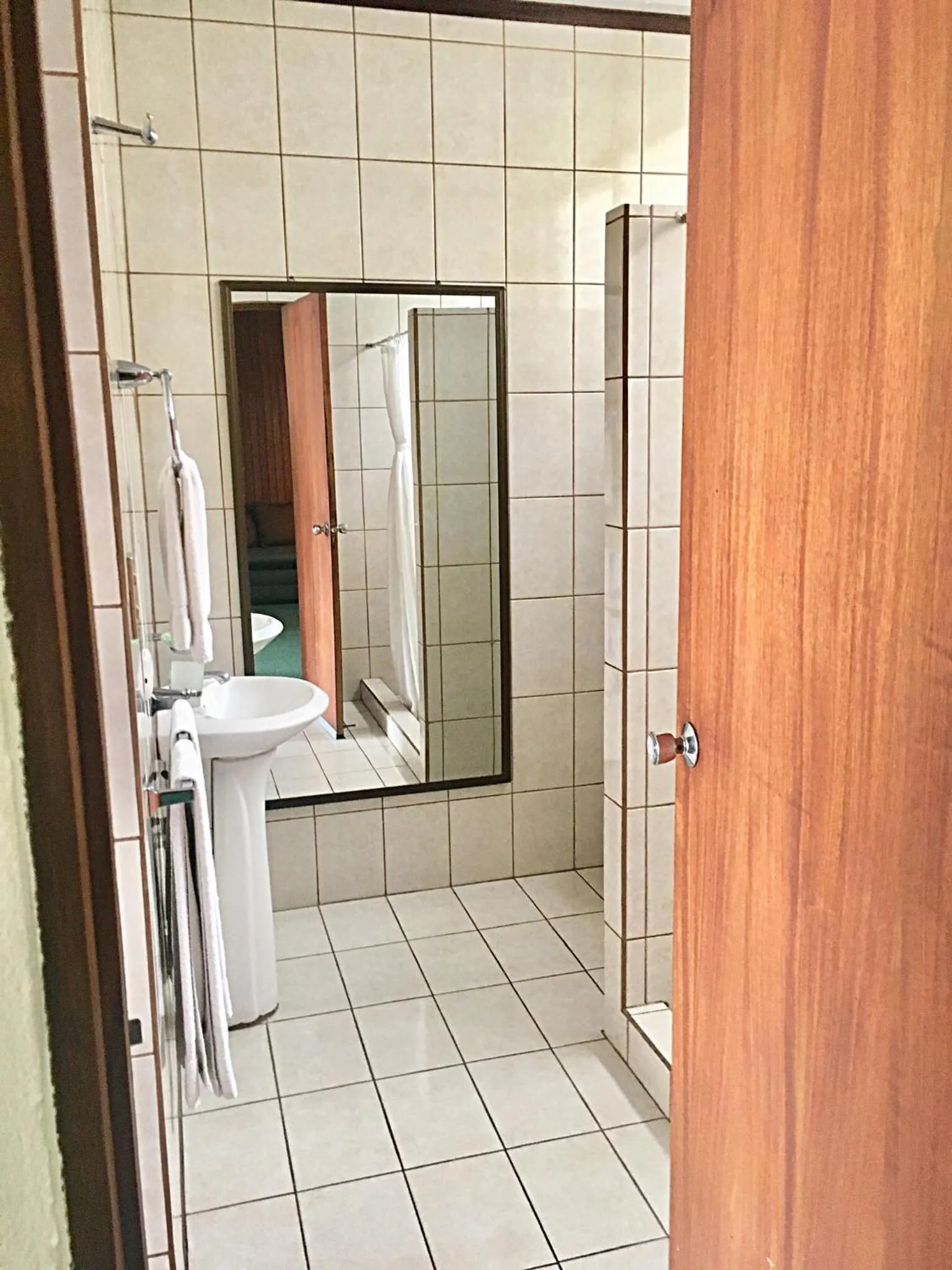 Bathroom in Hotel Ambassador