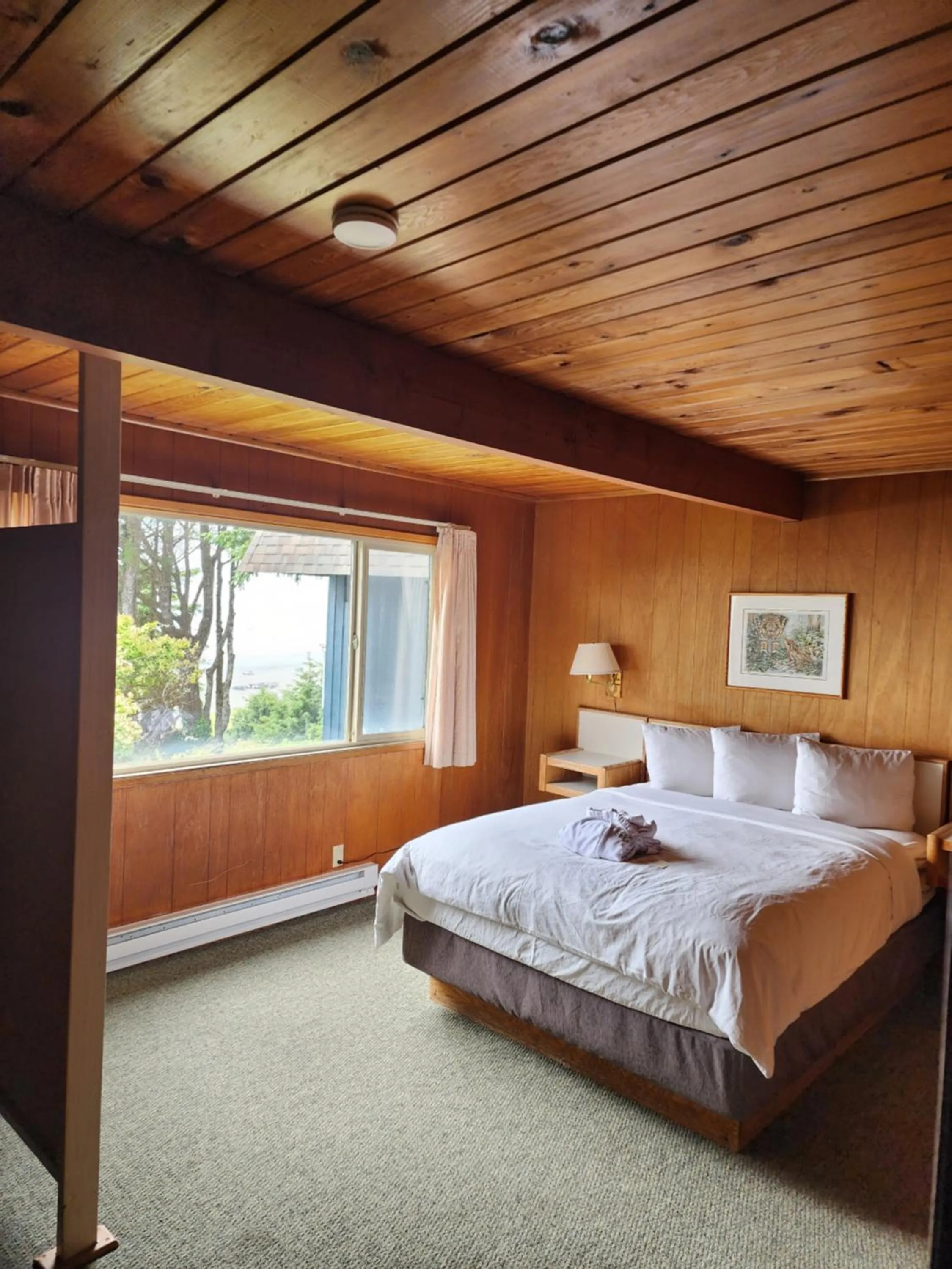 Bed in Ocean Crest Resort