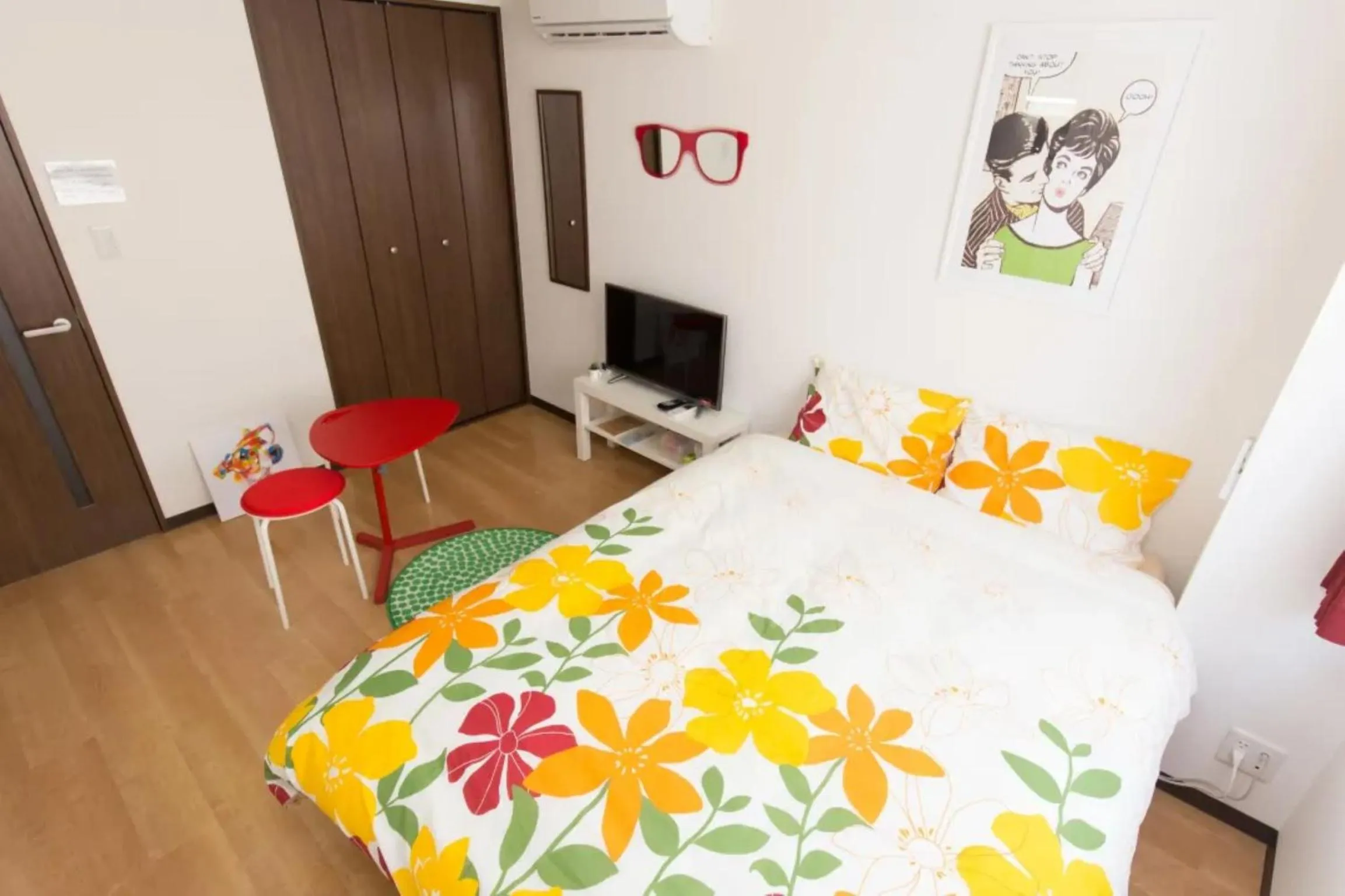 Bedroom, Bed in Hotel Lucky