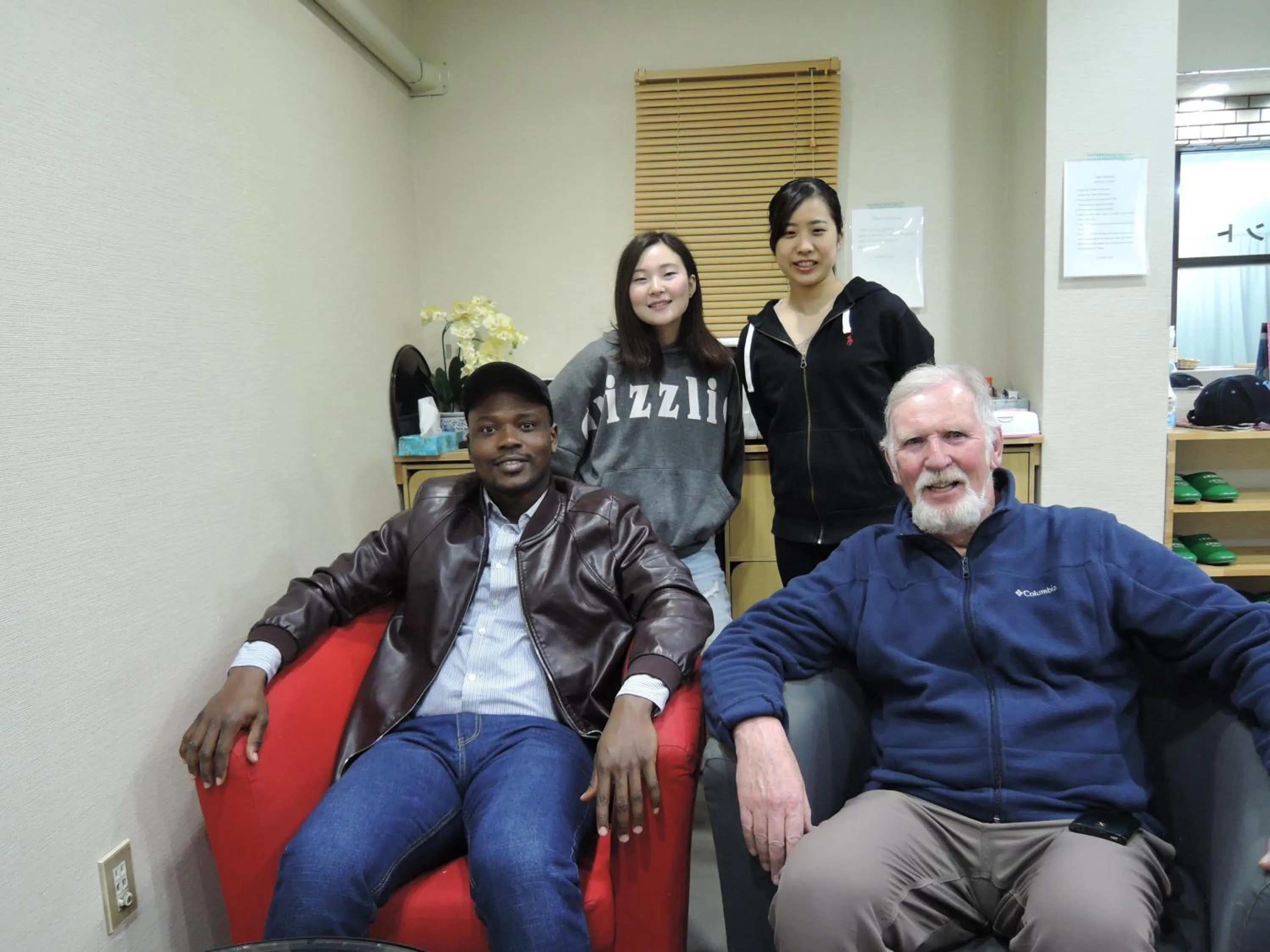 Guests in Hotel Lucky