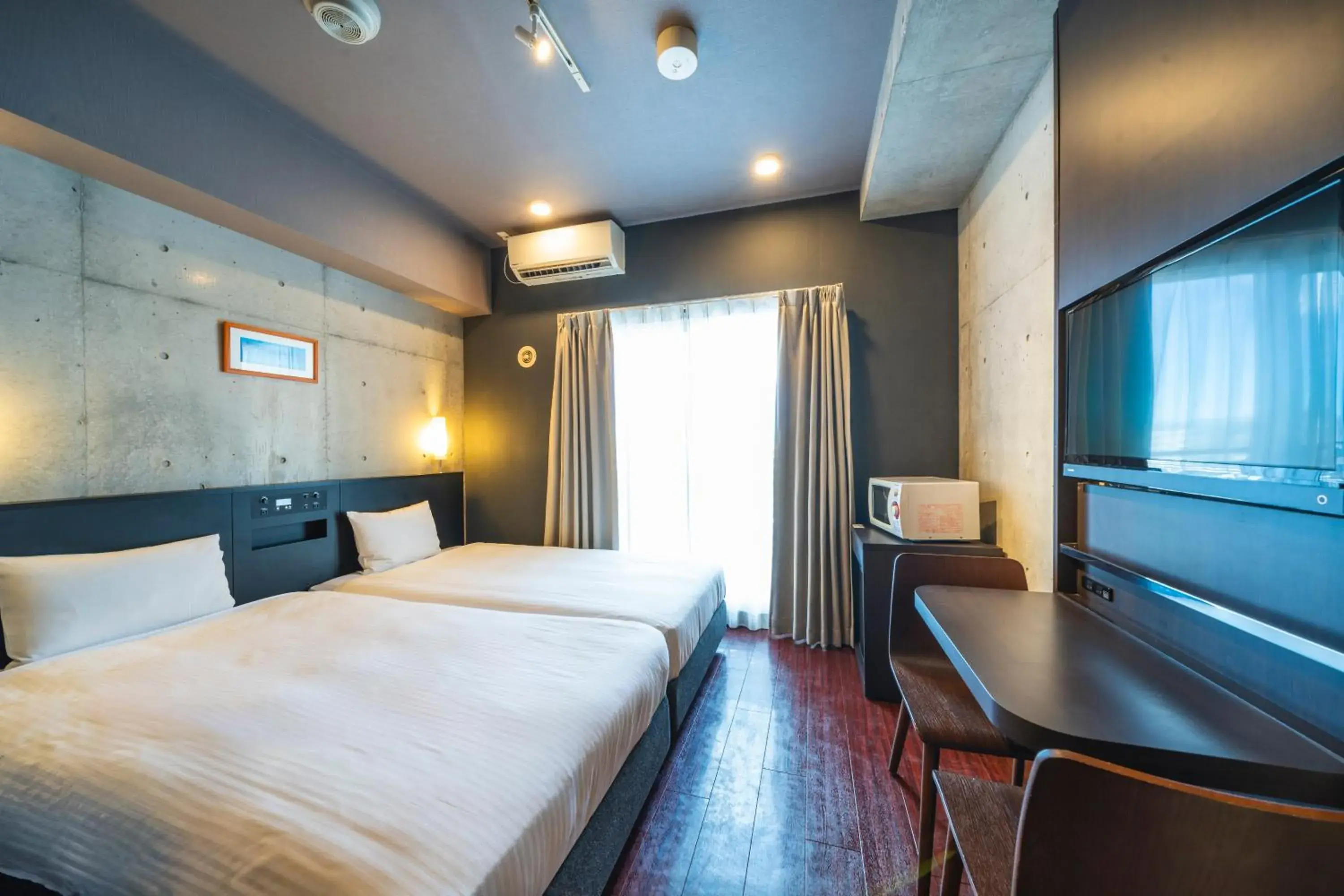 Hollywood Twin Room - single occupancy - New Building - Non-Smoking (High floor) in NAHA-WEST INN Hollywood Twin Room - single occupancy - New Building - Non-Smoking (High floor) in NAHA-WEST INN
