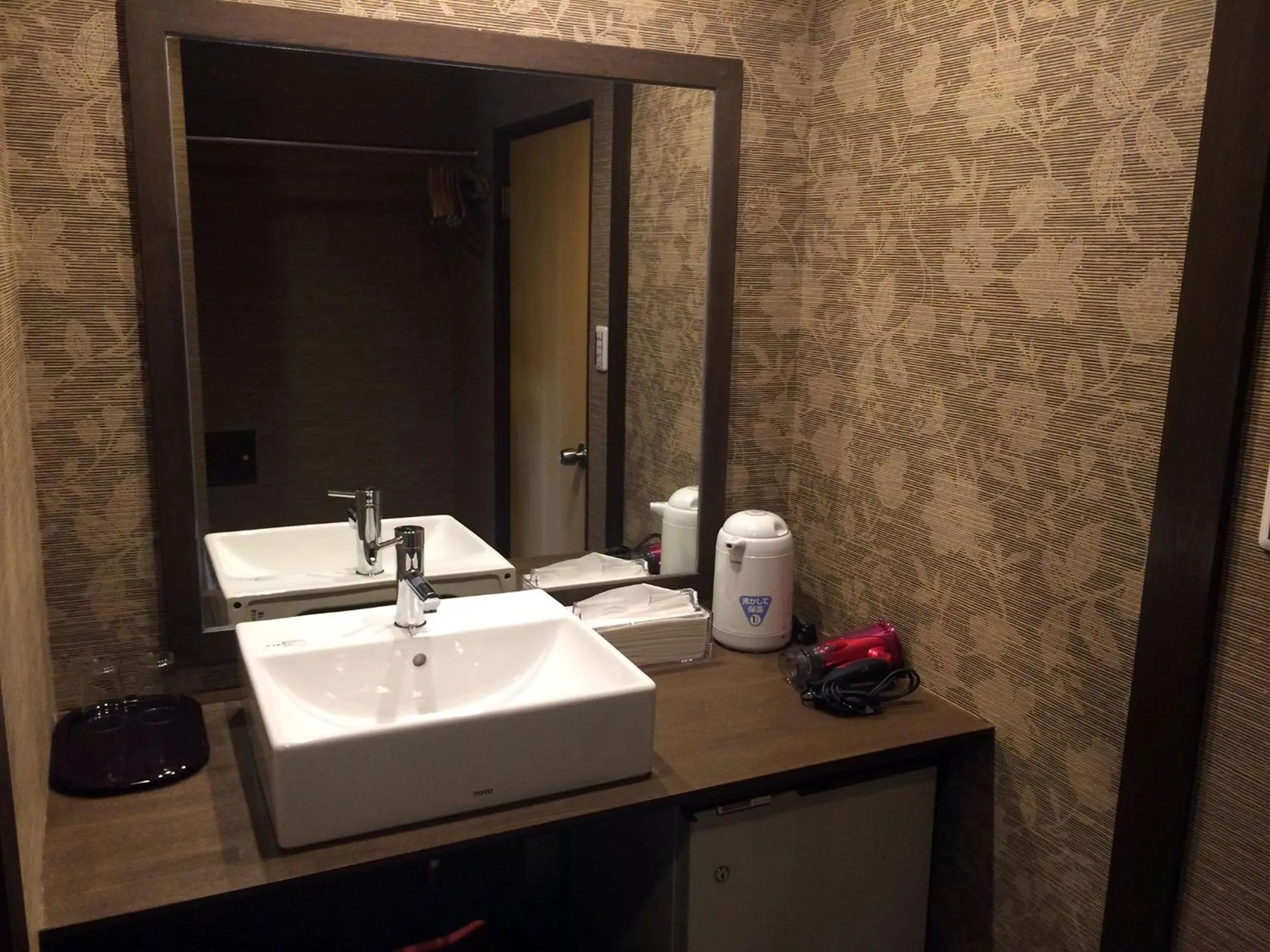 Photo of the whole room in Ise-Shima Ohtaya Healing Stay