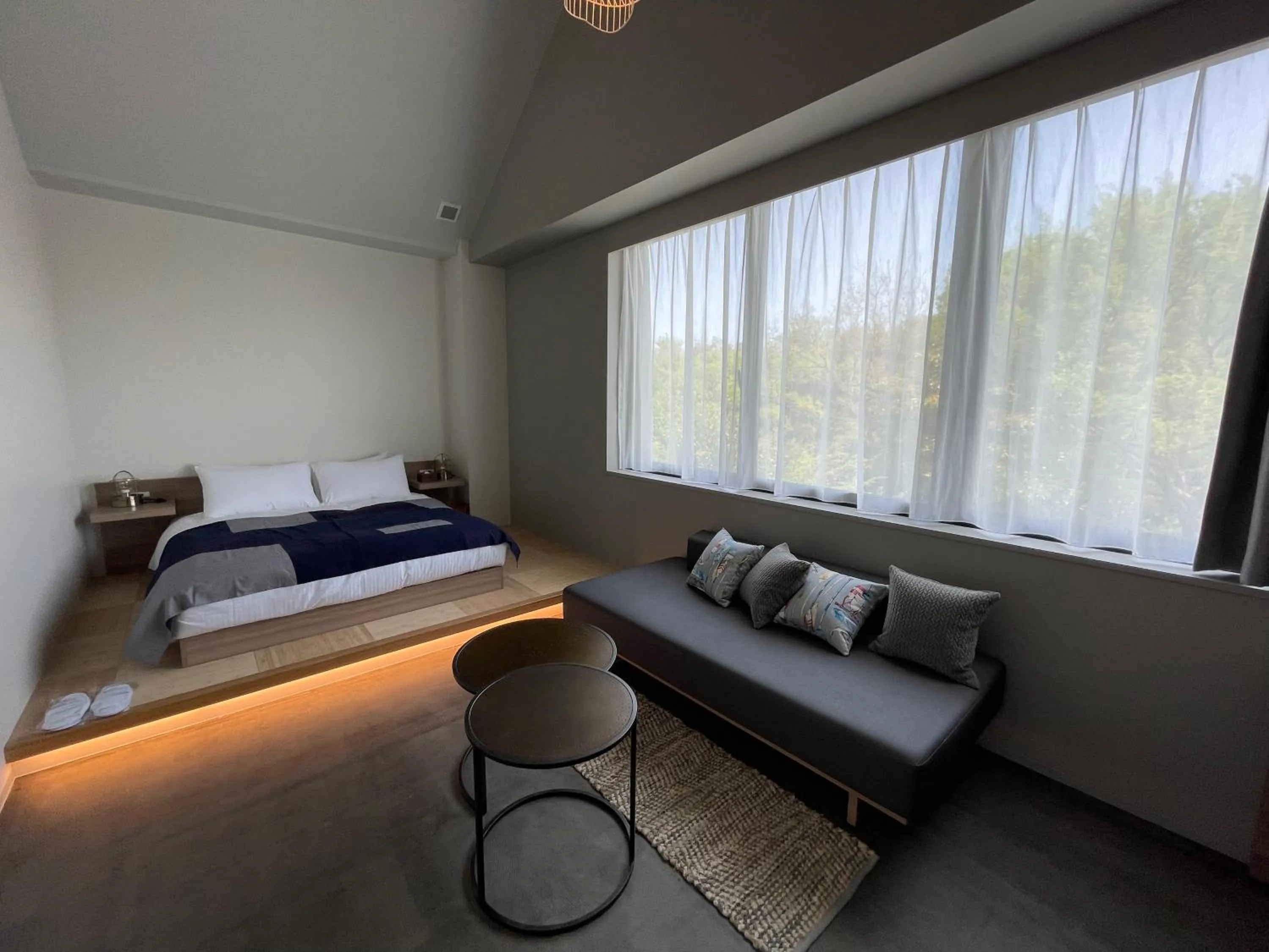 Photo of the whole room, Bed in Osaka Hokko Marina HULL