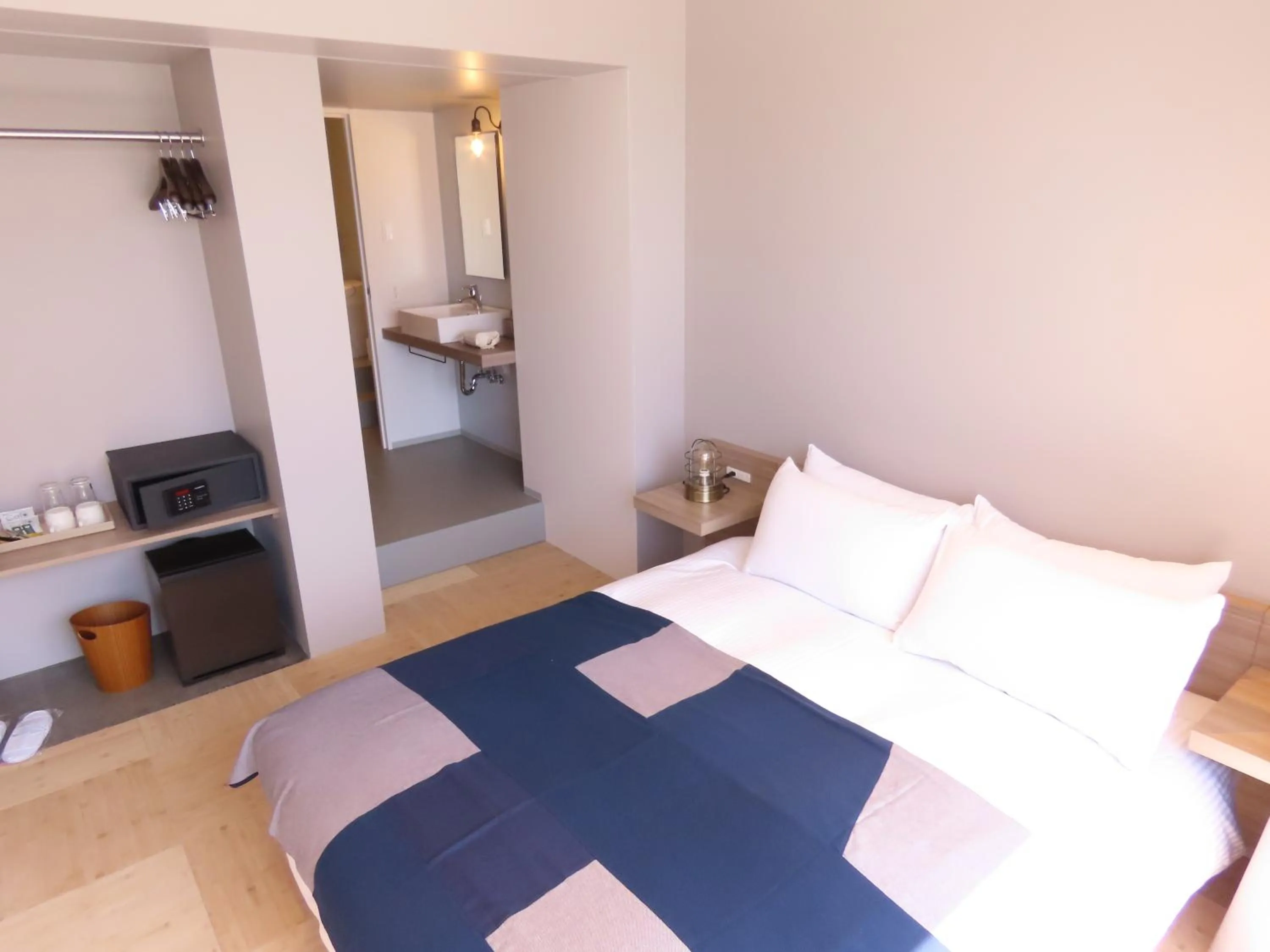 Bedroom, Bed in Osaka Hokko Marina HULL