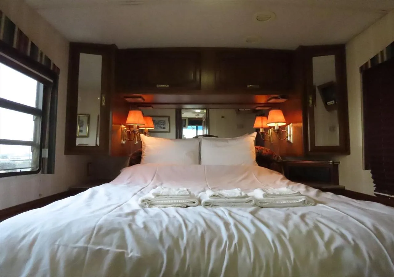 Photo of the whole room, Bed in Osaka Hokko Marina HULL