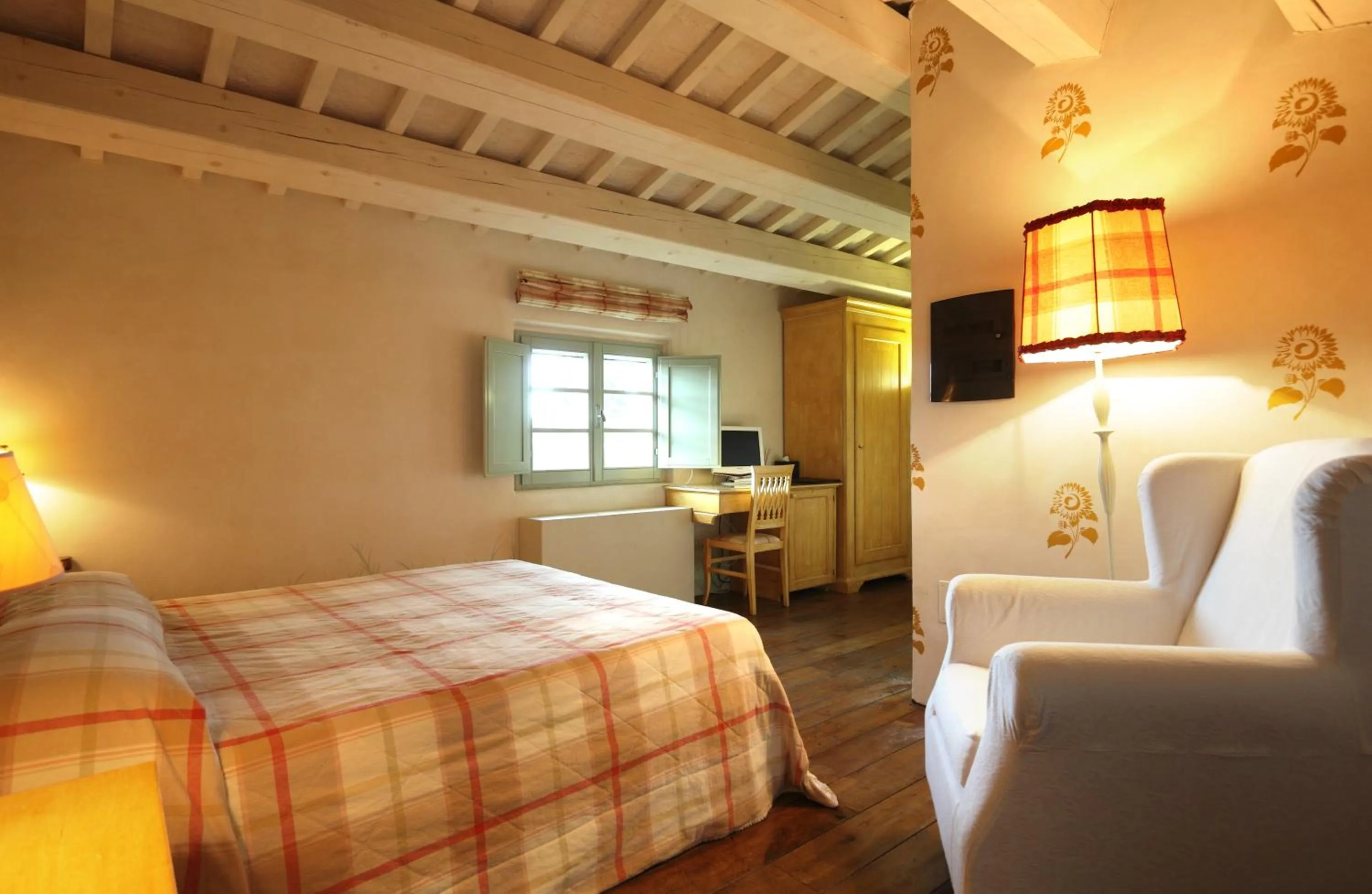 Photo of the whole room, Bed in Tenuta Santi Giacomo e Filippo