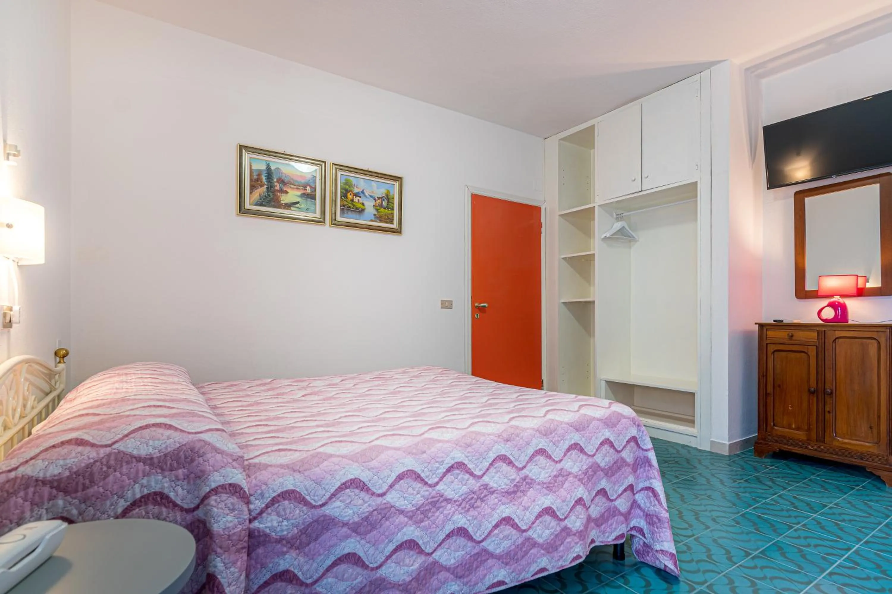 Bedroom, Bed in Hotel Vittoria