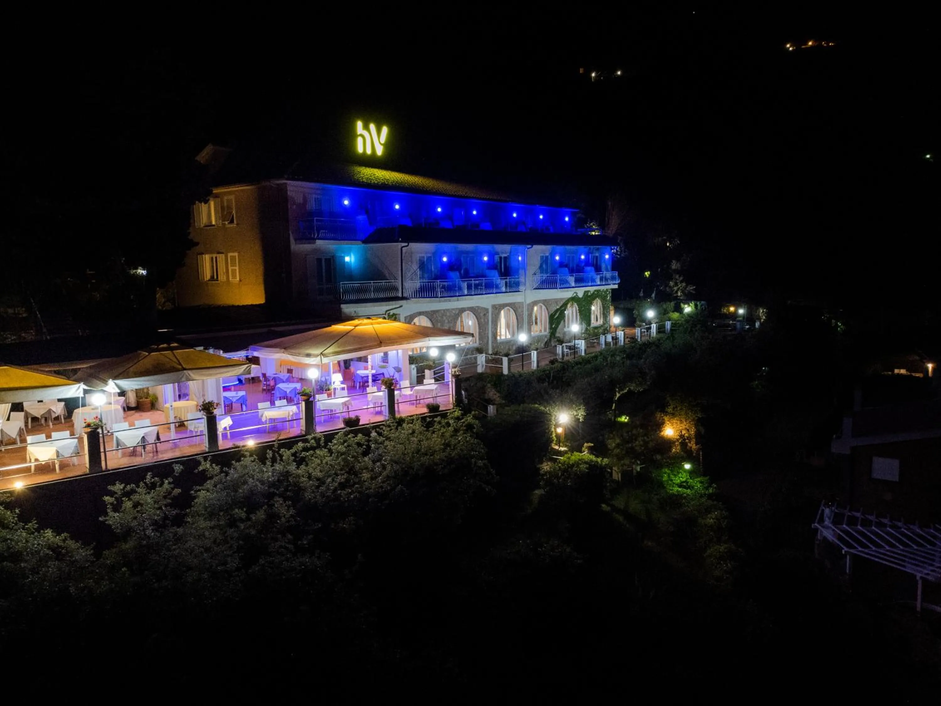 Property building in Hotel Vittoria