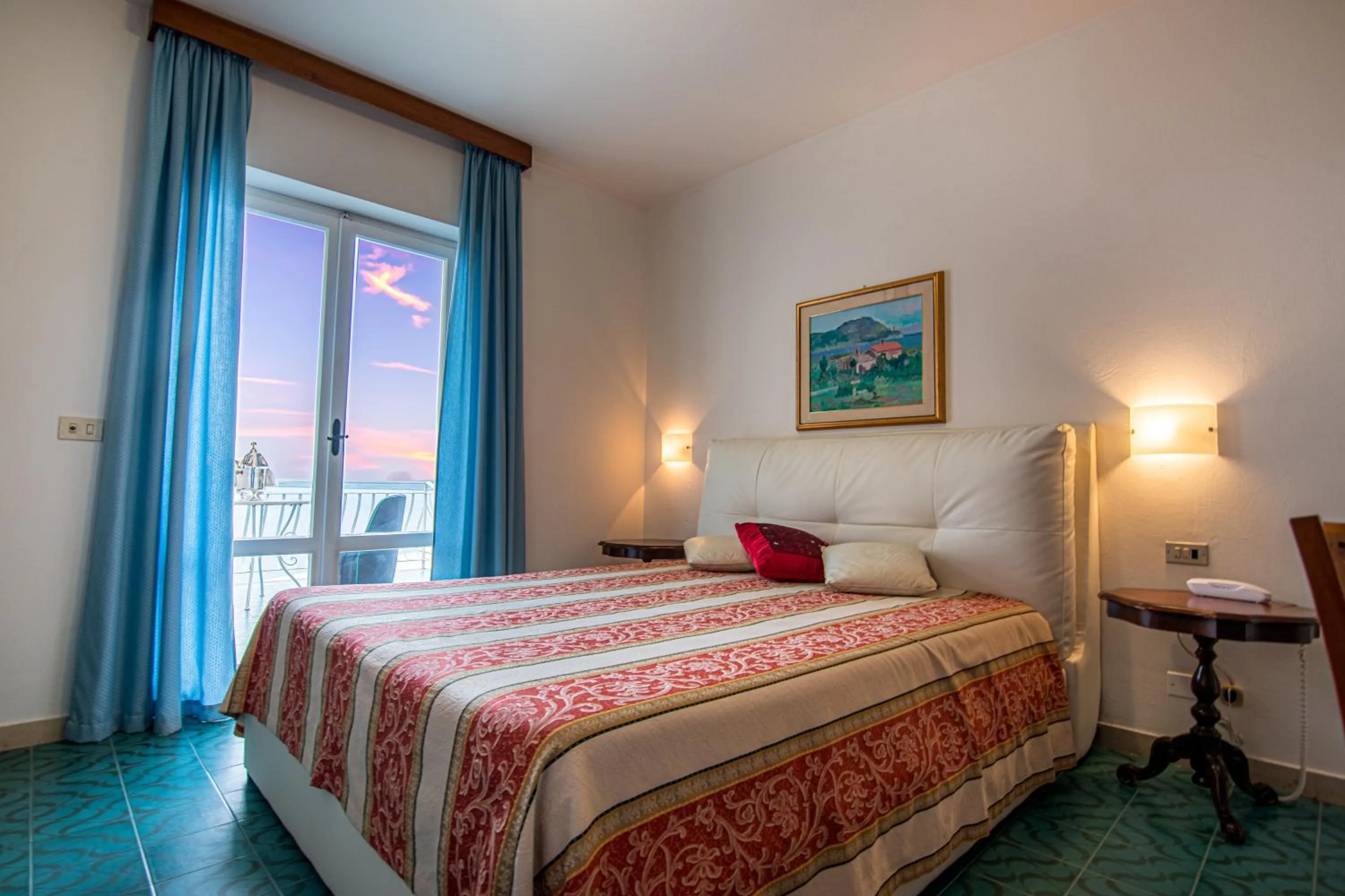 Bedroom, Bed in Hotel Vittoria