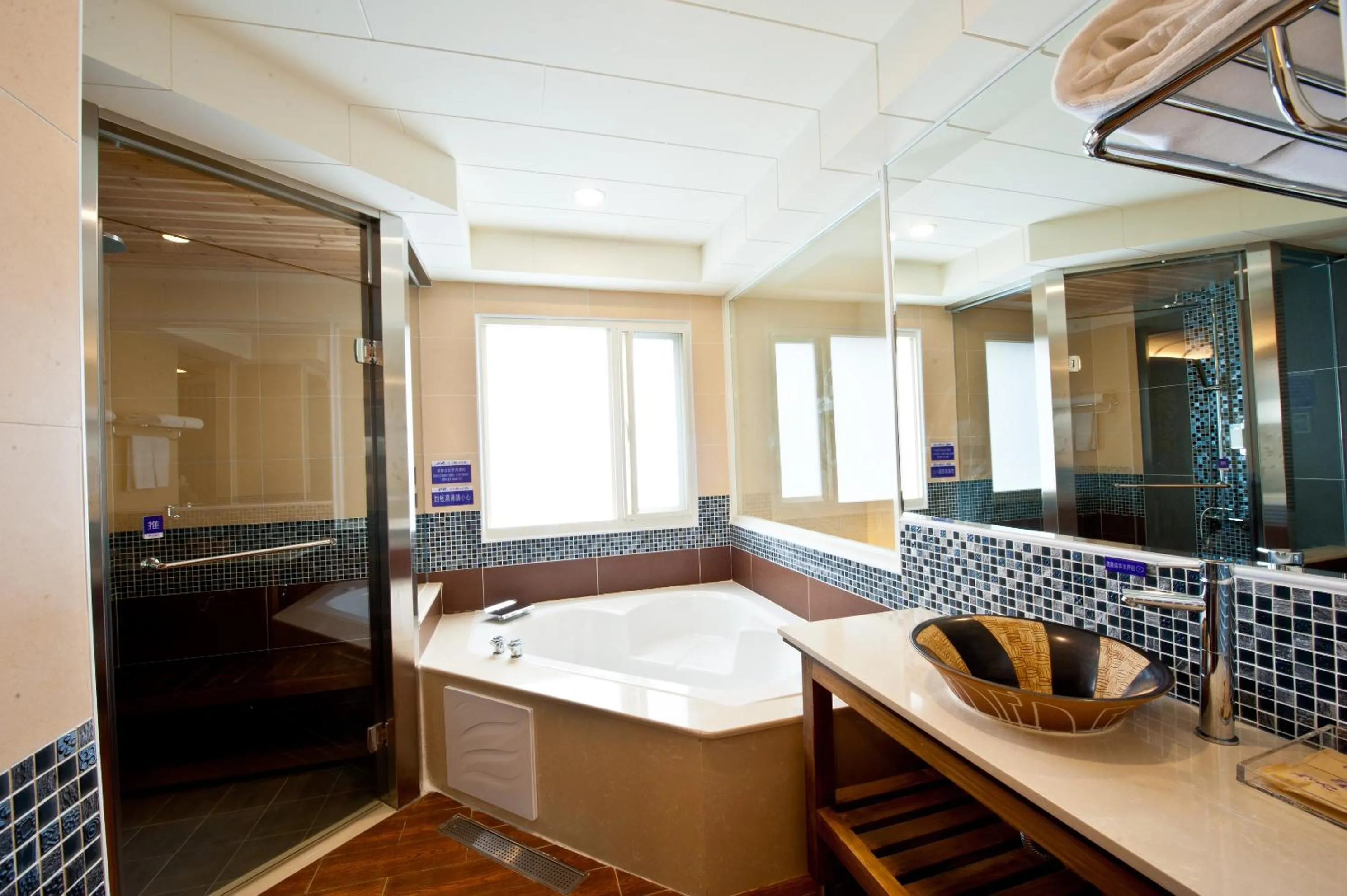 Bathroom in Yudali Motel