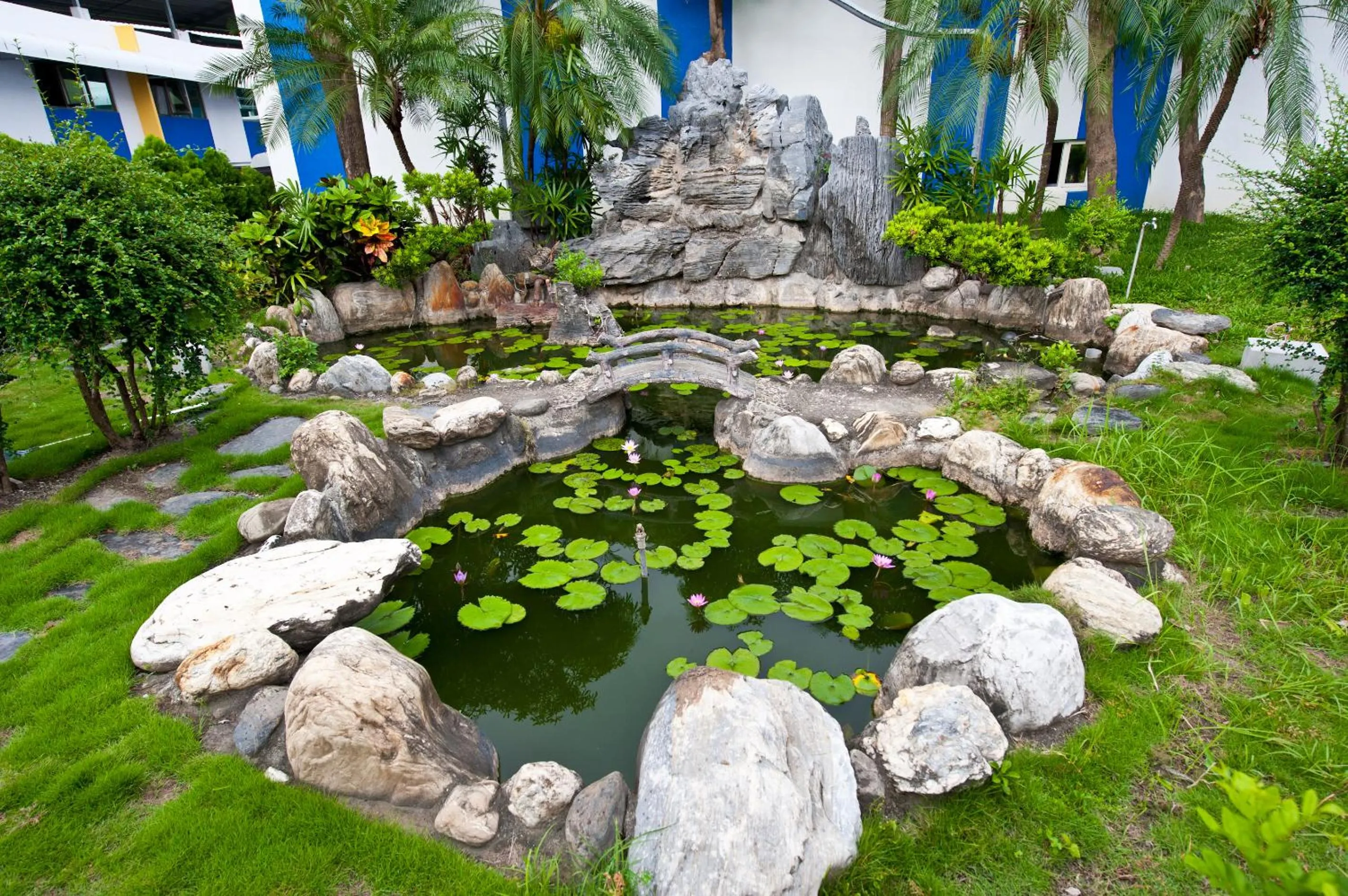 Garden view in Yudali Motel