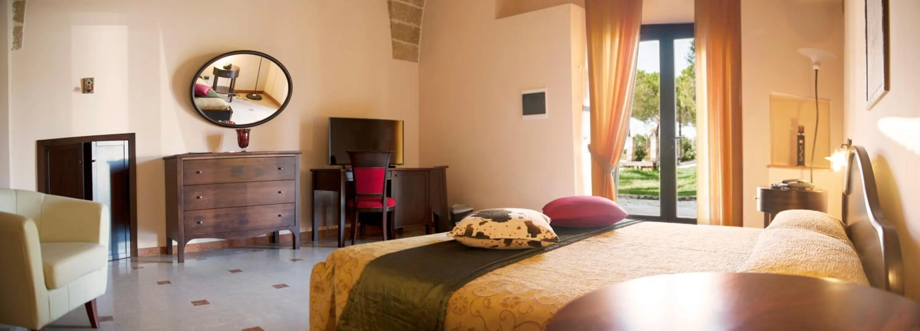 Photo of the whole room in AmareGold Tenuta La Baronessa Resort