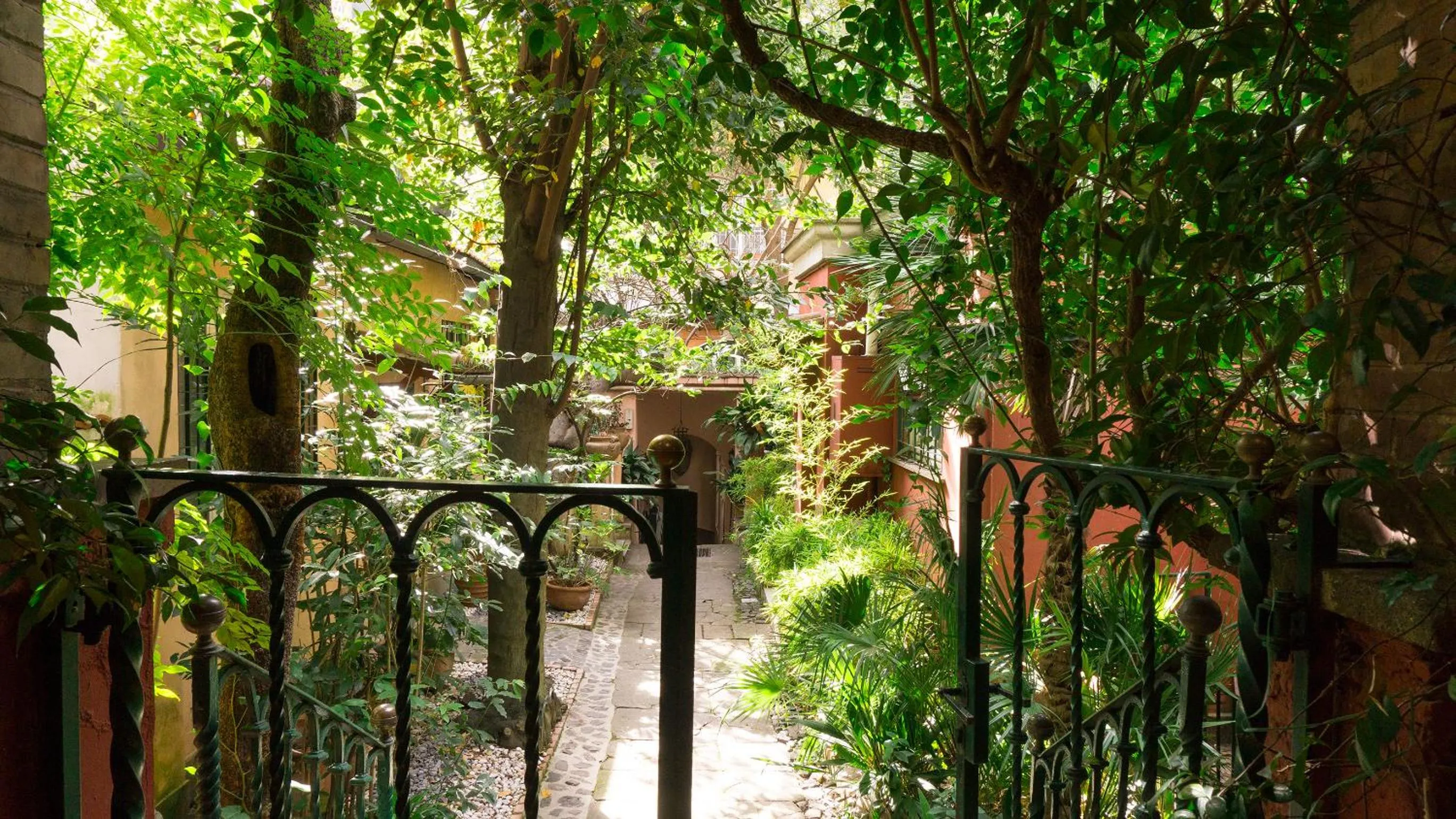 Garden view in Margutta's Garden