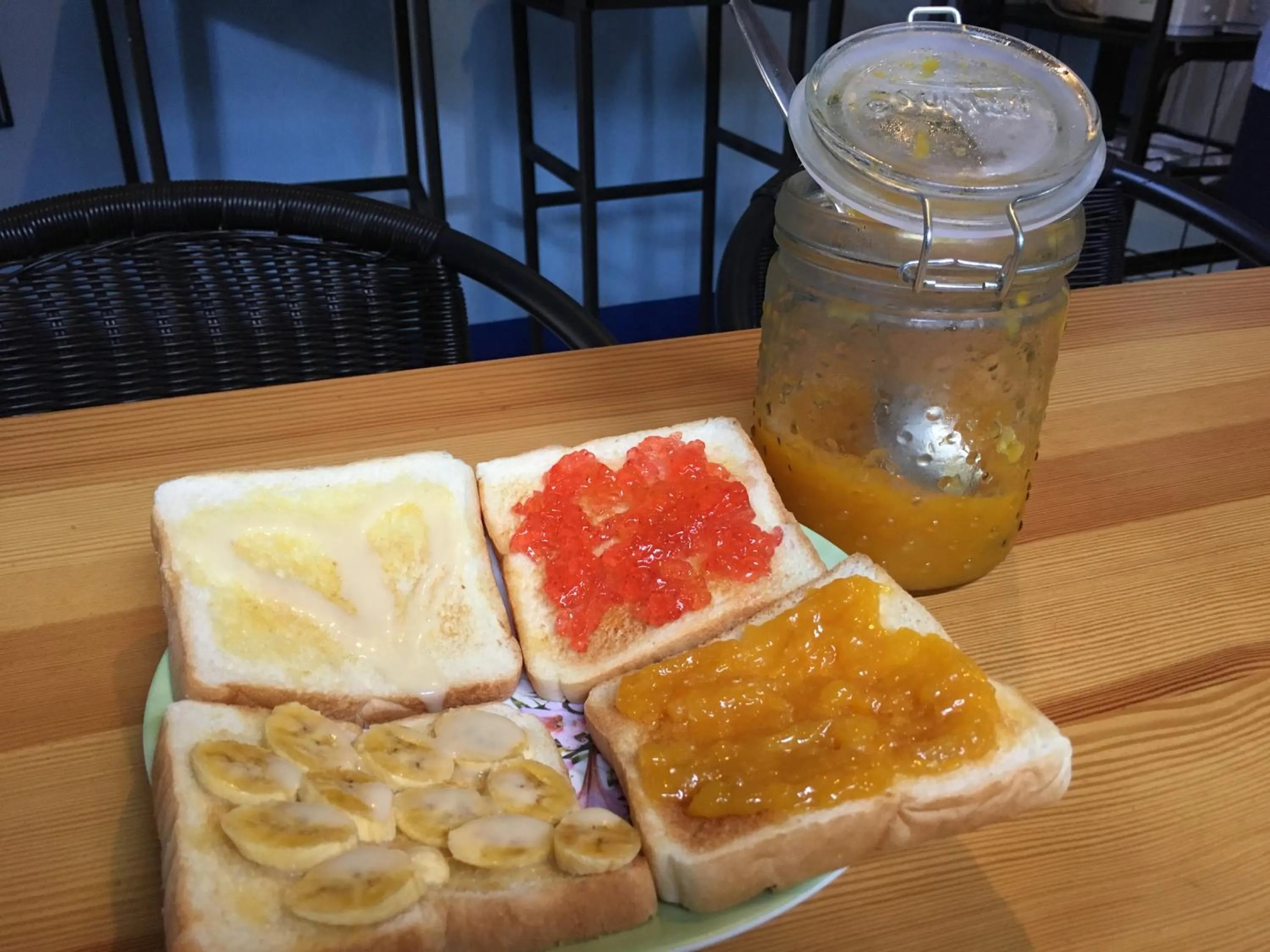 Food and drinks in At Home Hostel, Pak Chong