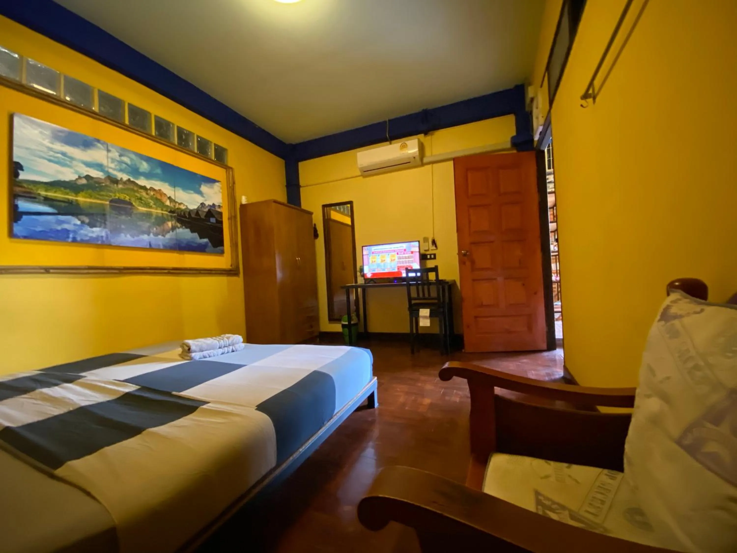 Bed in At Home Hostel, Pak Chong