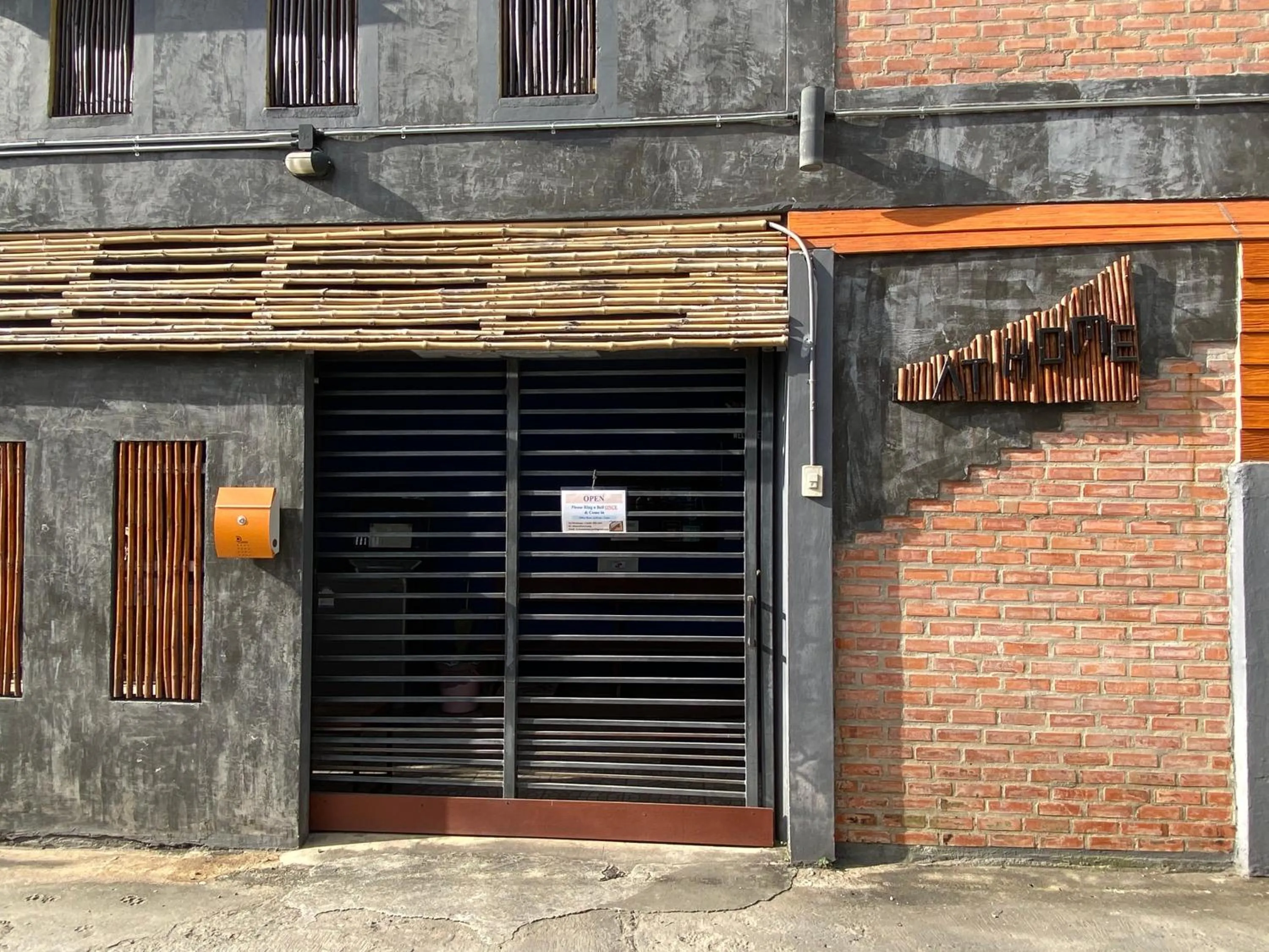 Facade/entrance in At Home Hostel, Pak Chong