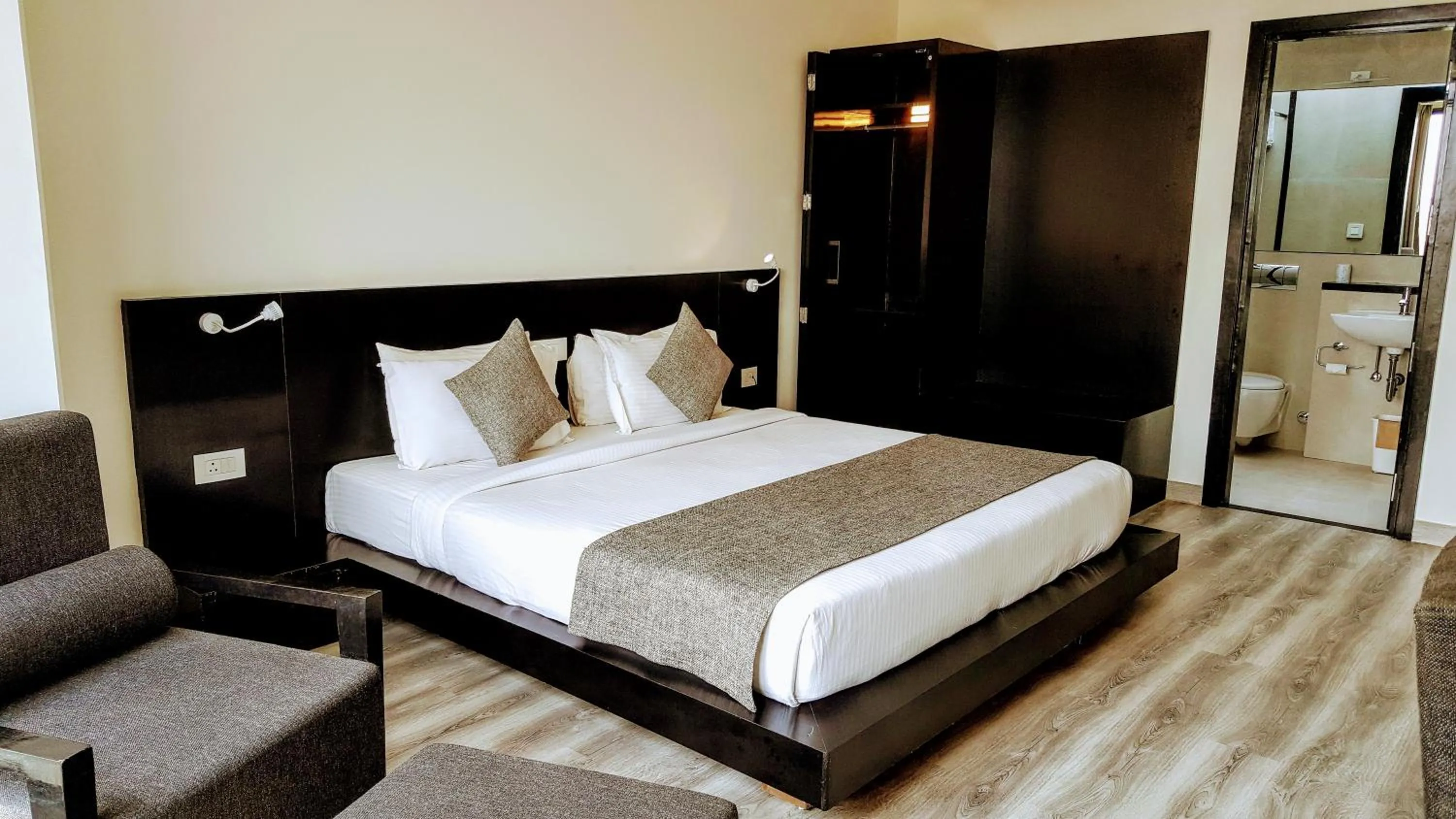 Bed in The Saneer Jaipur