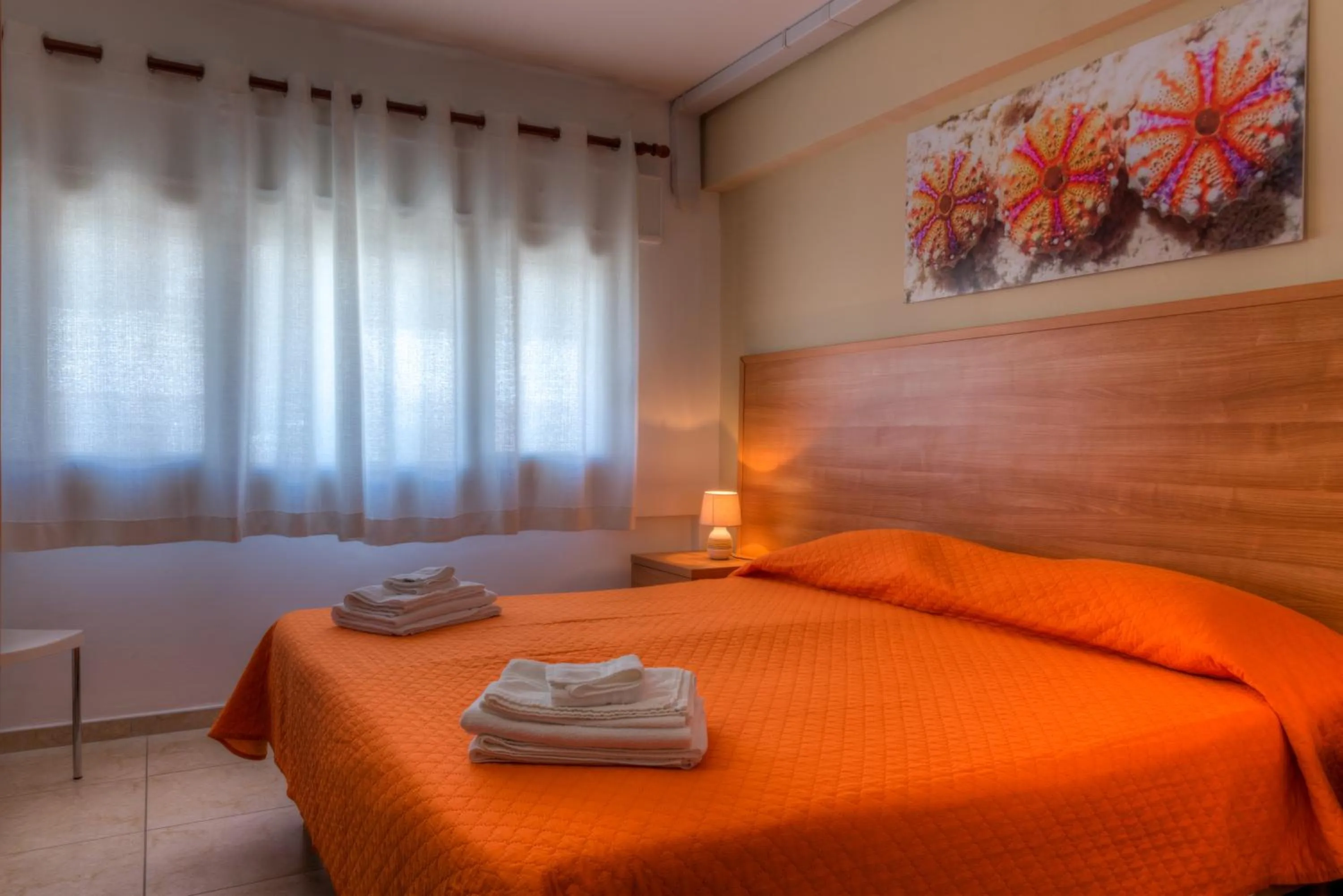 Bedroom, Bed in Aquarium Residence