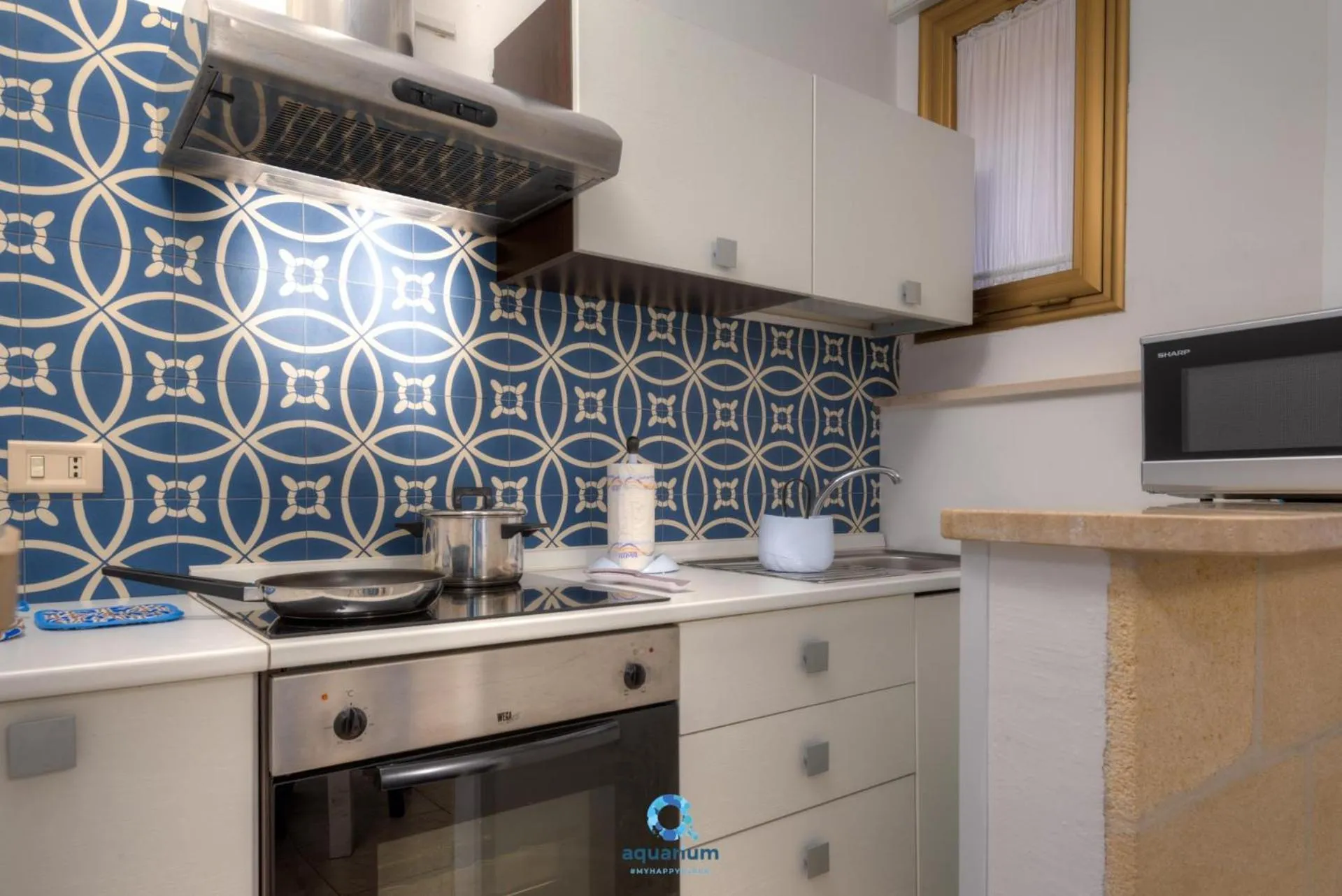 Kitchen or kitchenette in Aquarium Residence