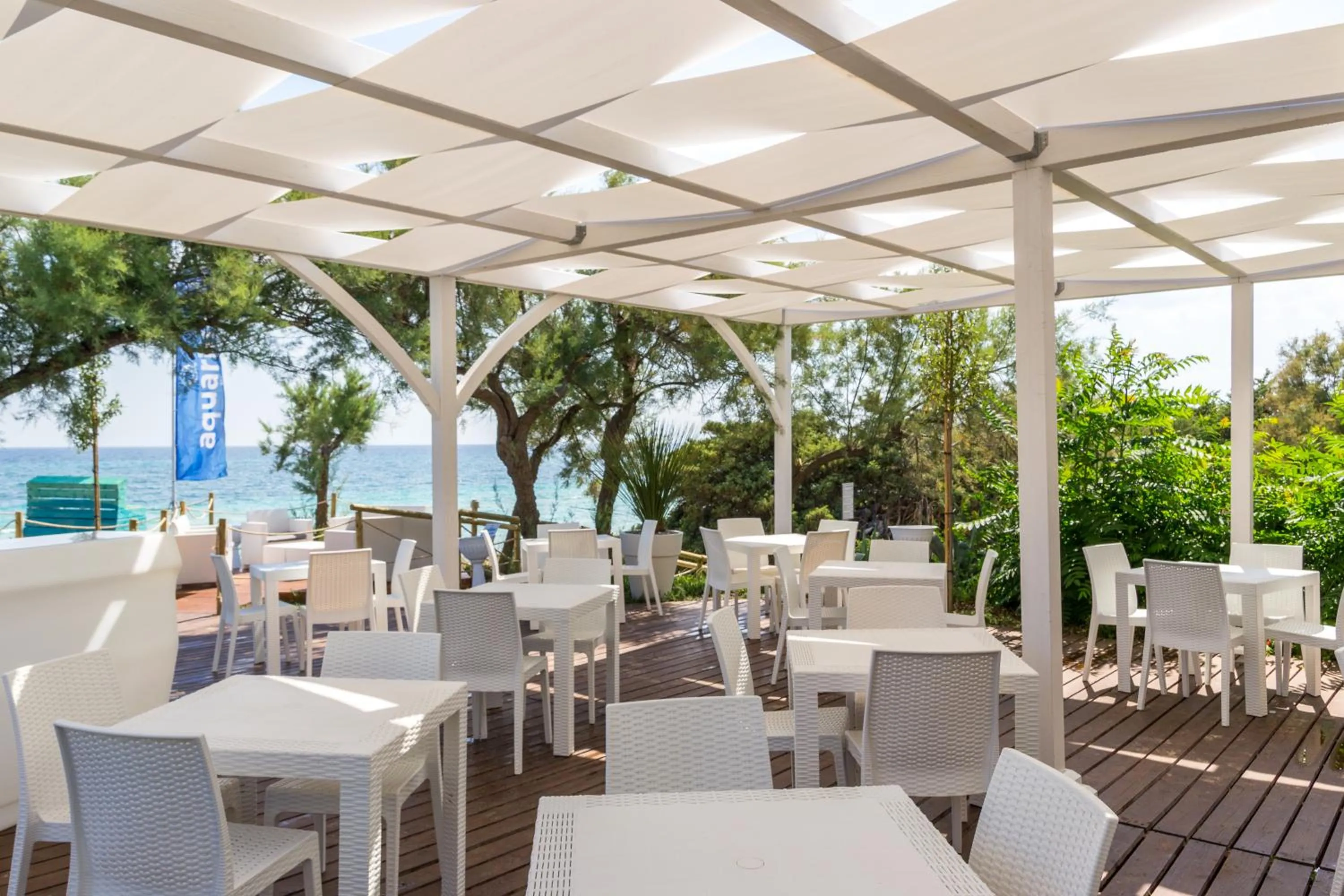 Patio in Aquarium Residence