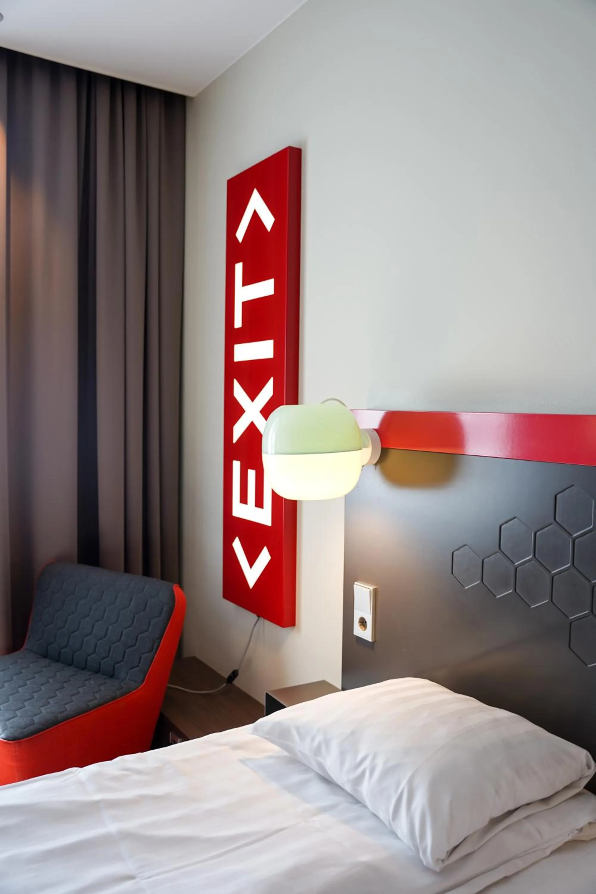 Bed in Comfort Hotel Norrköping