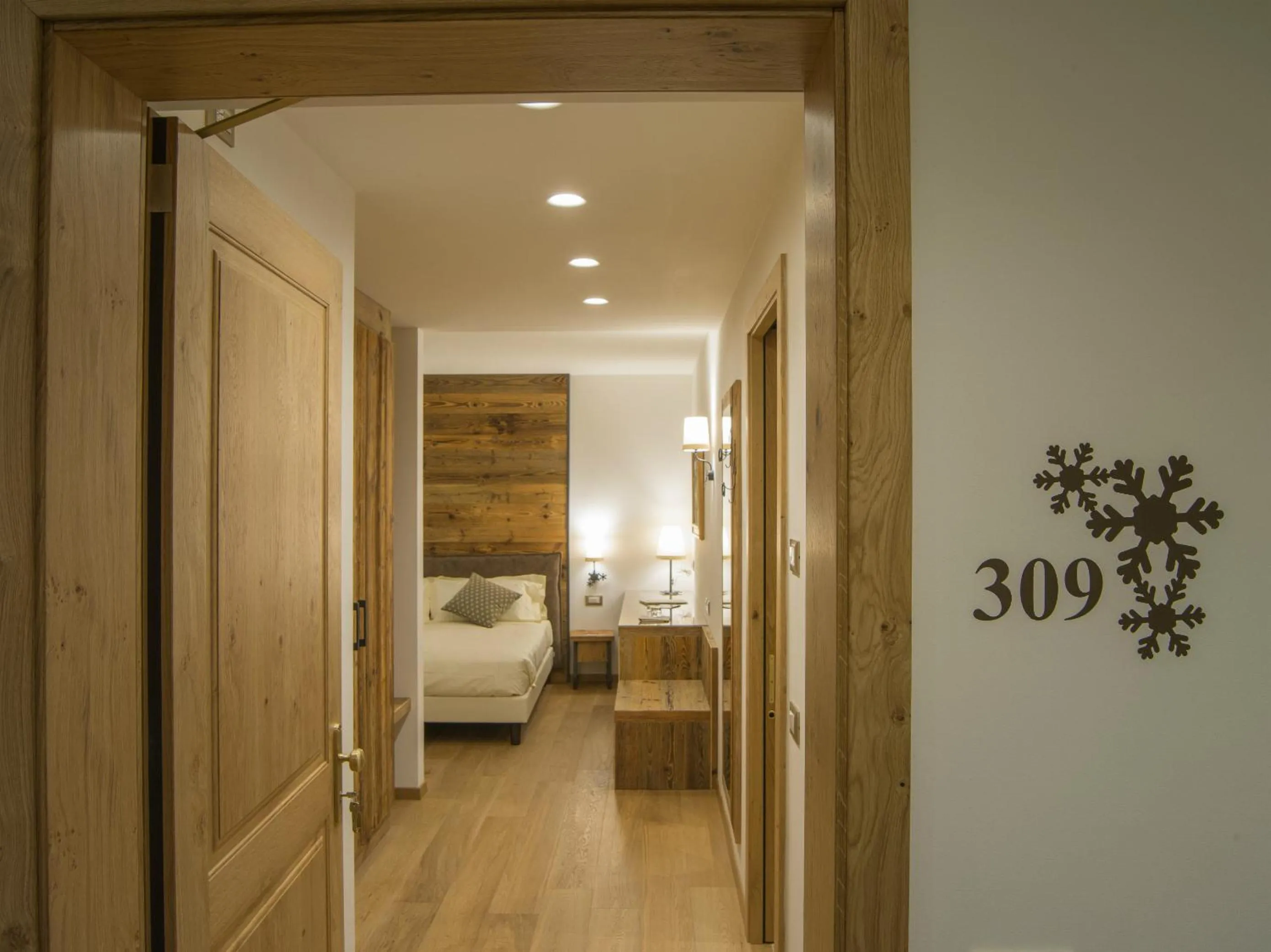 Bedroom, Bed in Hotel Garnì Caminetto