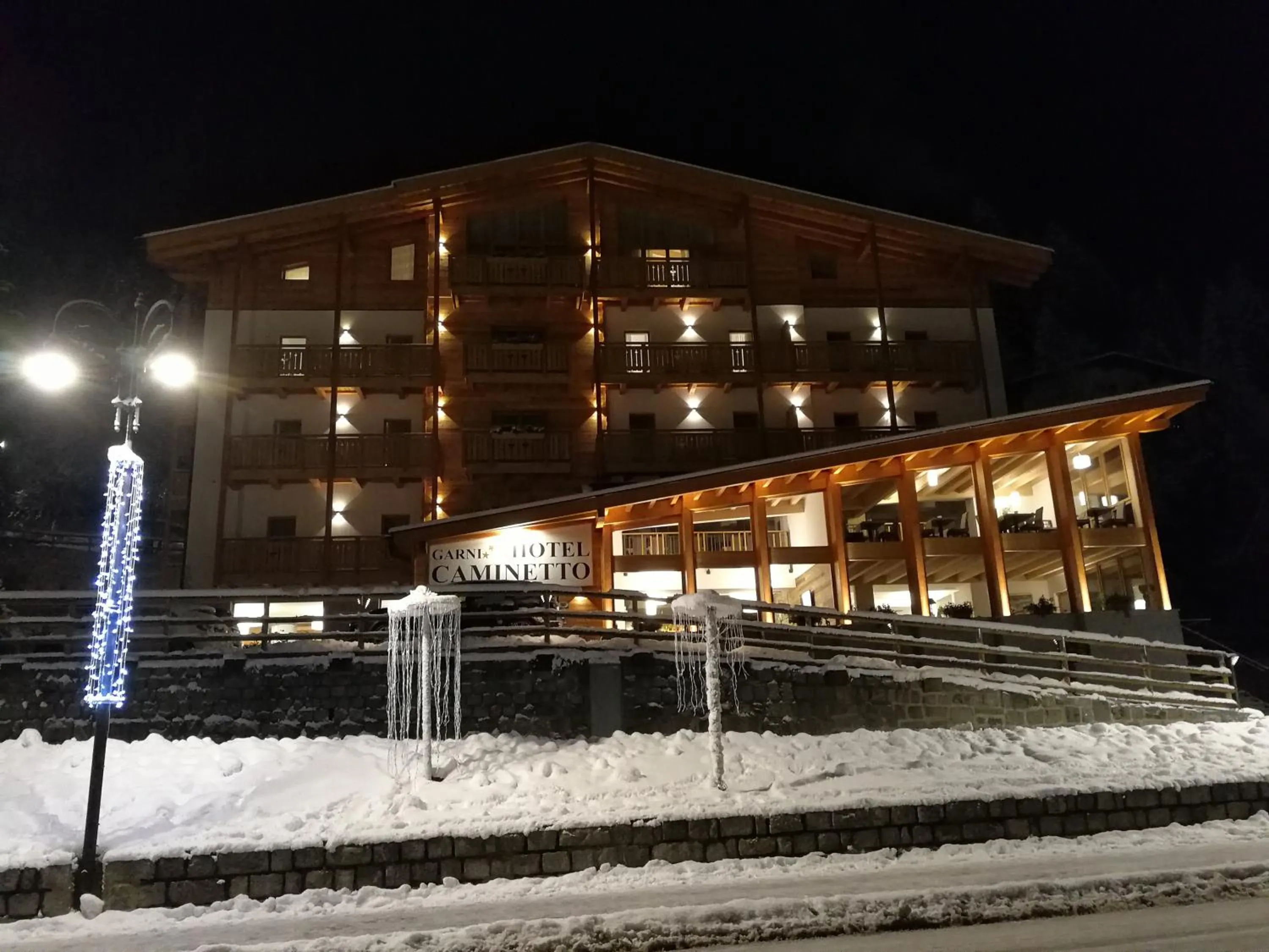 Property building in Hotel Garnì Caminetto