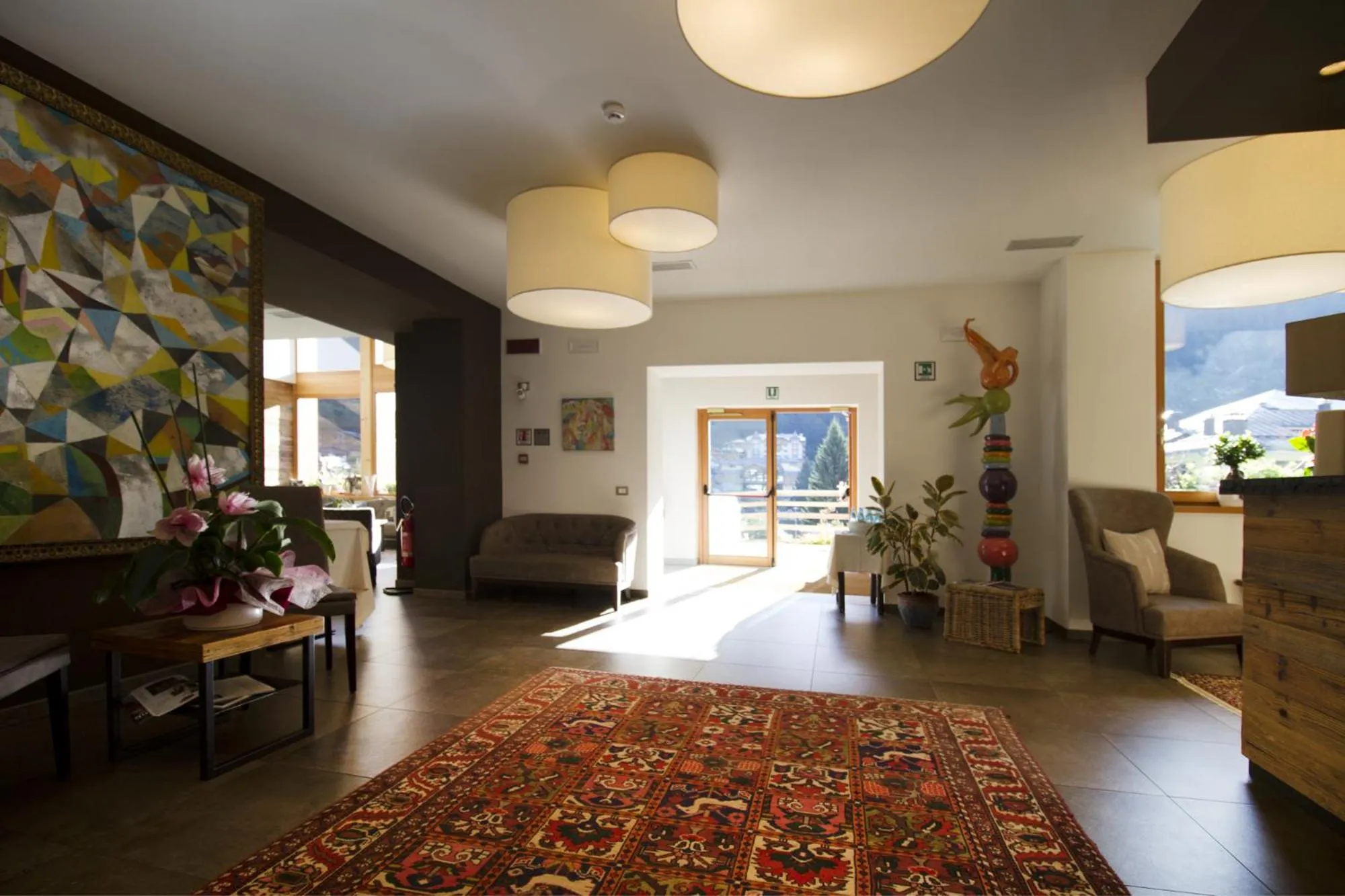 Lobby or reception in Hotel Garnì Caminetto