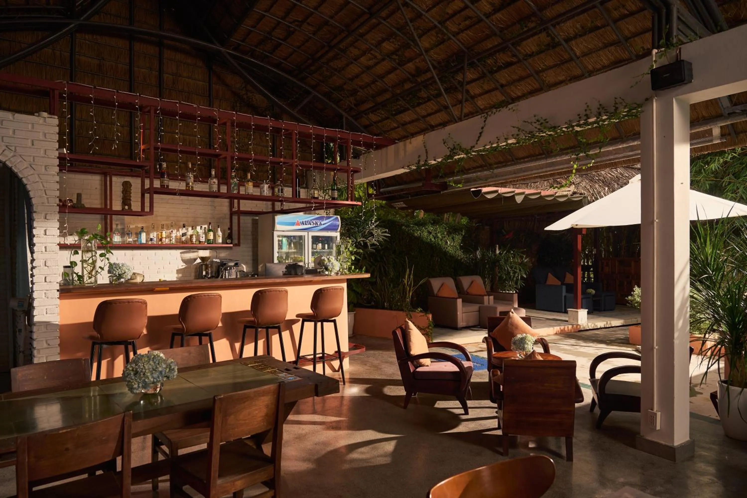 Lounge or bar in Hoi An Odyssey Hotel & Spa