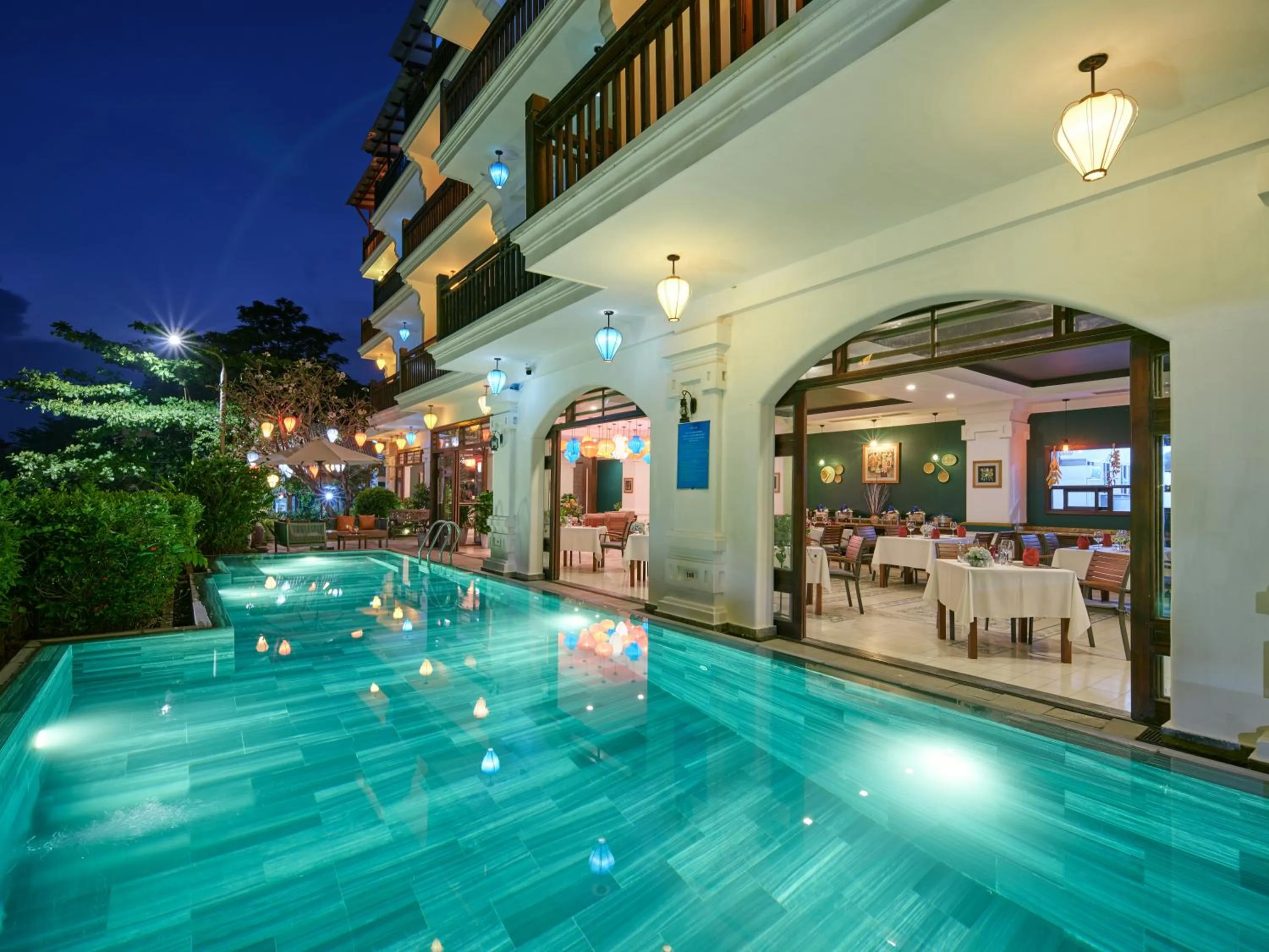 Evening entertainment in Hoi An Odyssey Hotel & Spa