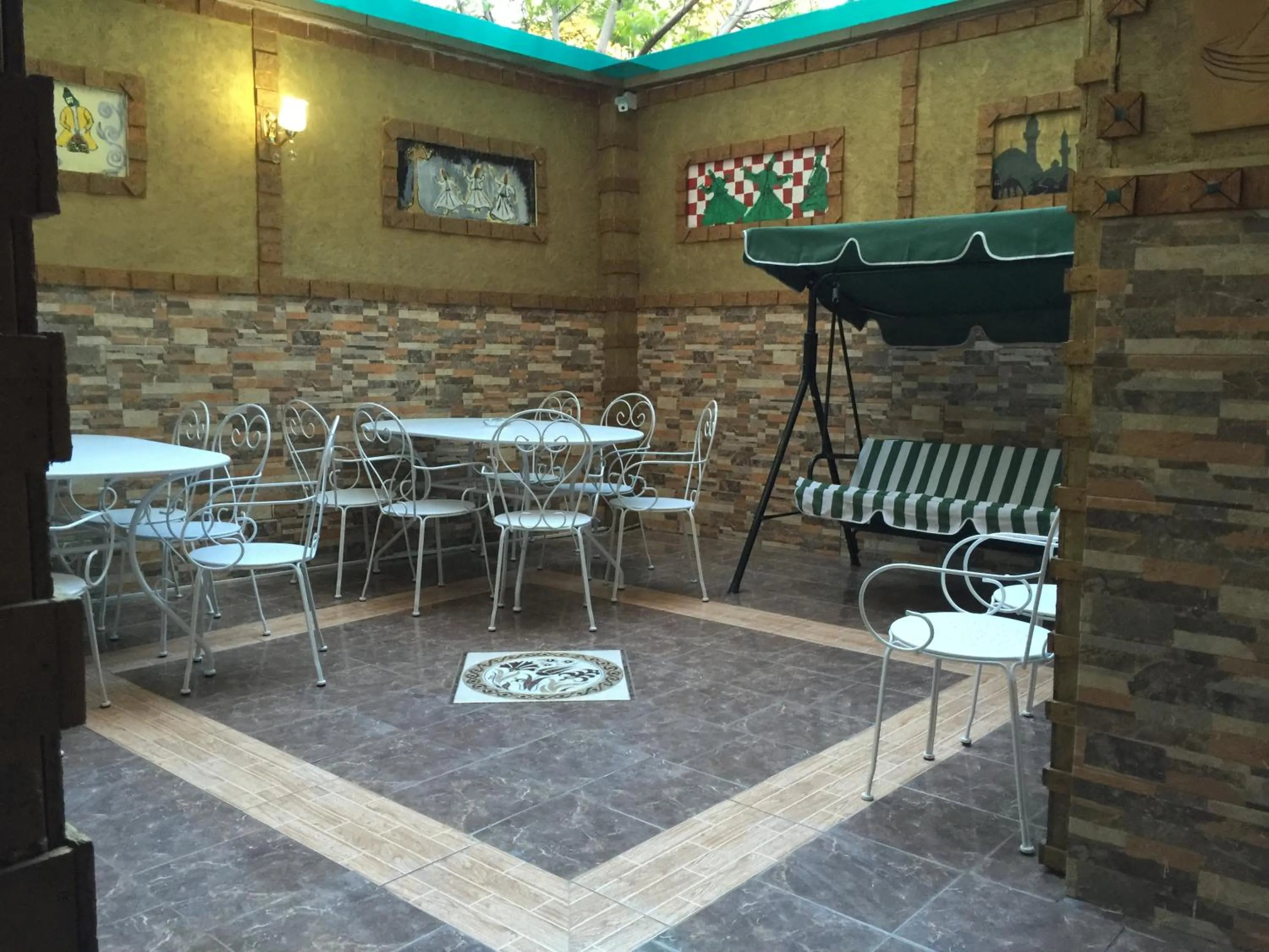 Garden in Mevlana Palace