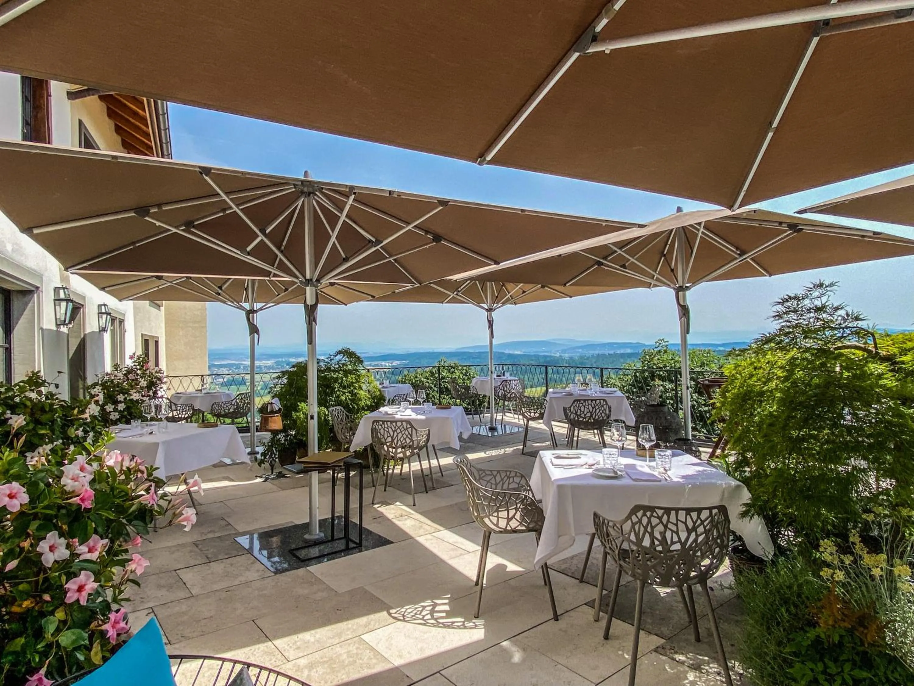 Balcony/Terrace in Hotel Krone Regensberg