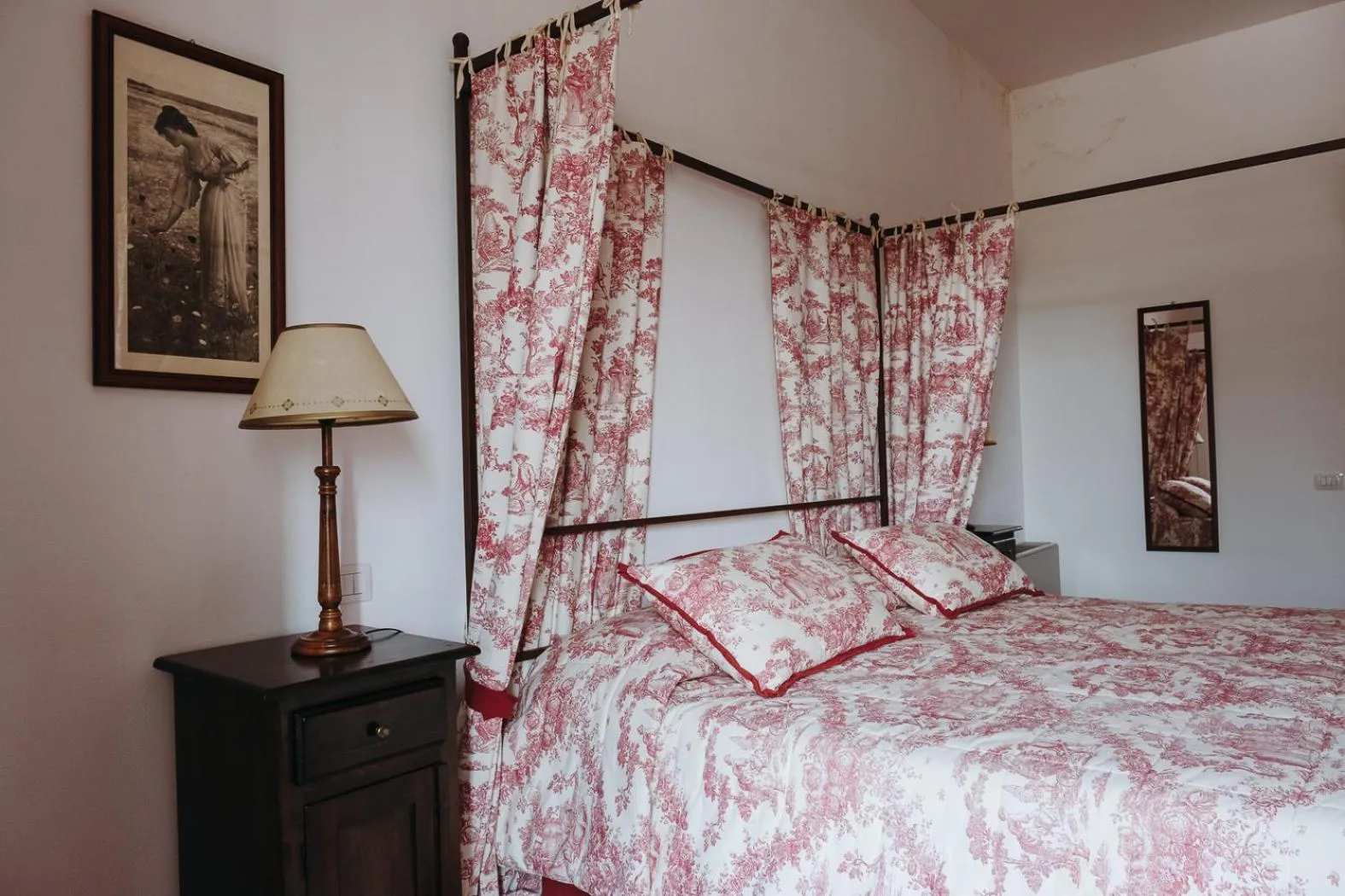 Photo of the whole room, Bed in Golf Club Metaponto