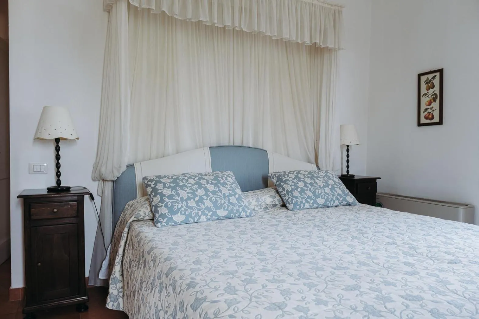 Photo of the whole room, Bed in Golf Club Metaponto