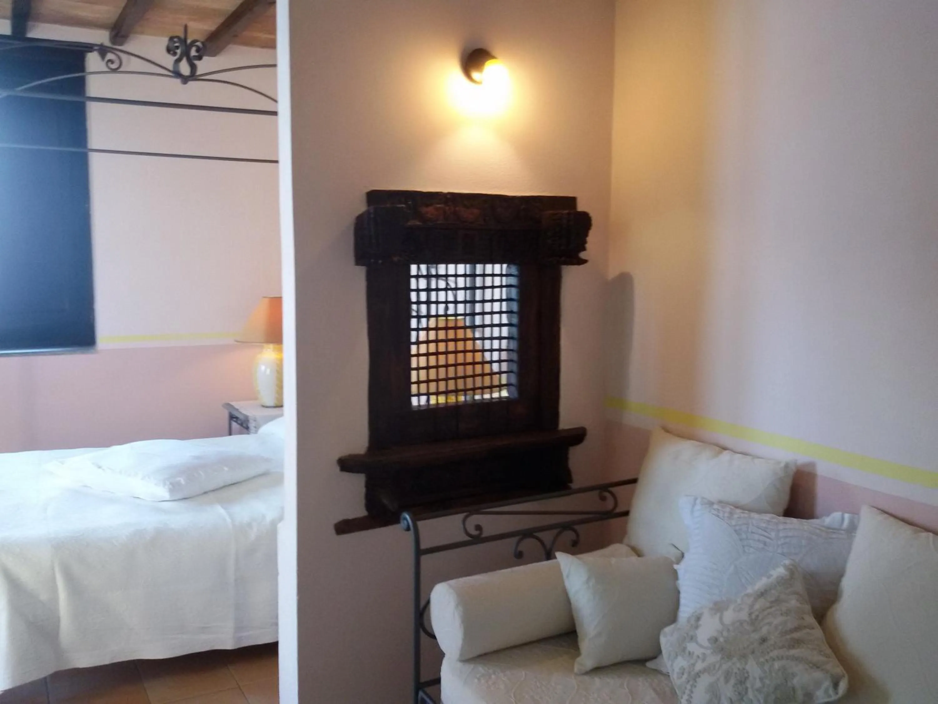 Photo of the whole room, Bed in Marulivo Hotel