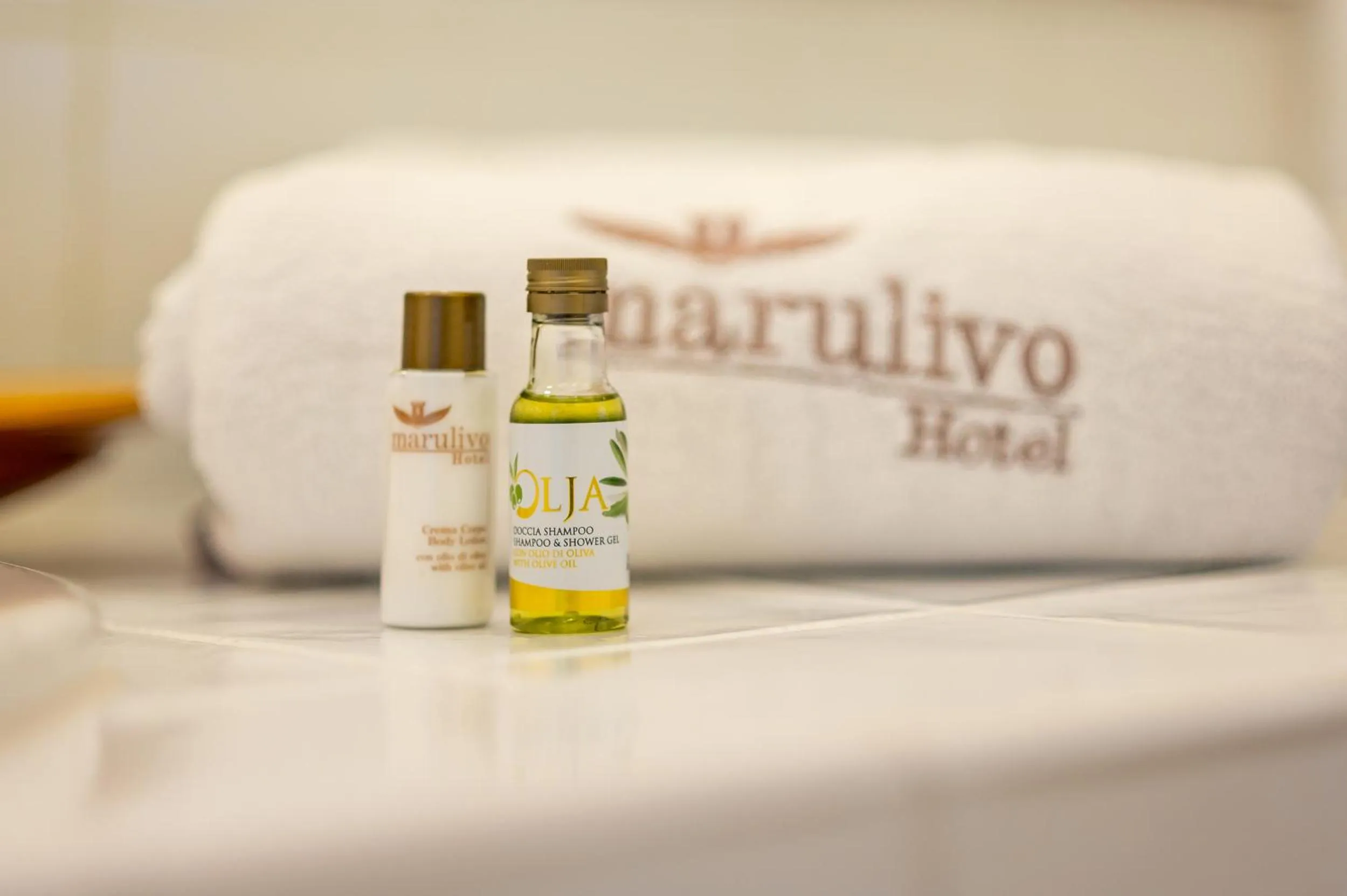 towels in Marulivo Hotel