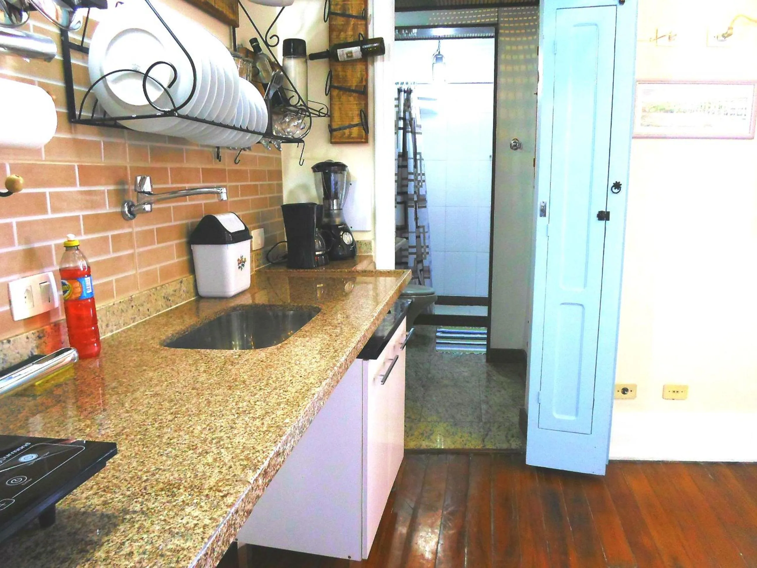 Kitchen or kitchenette in Historic House
