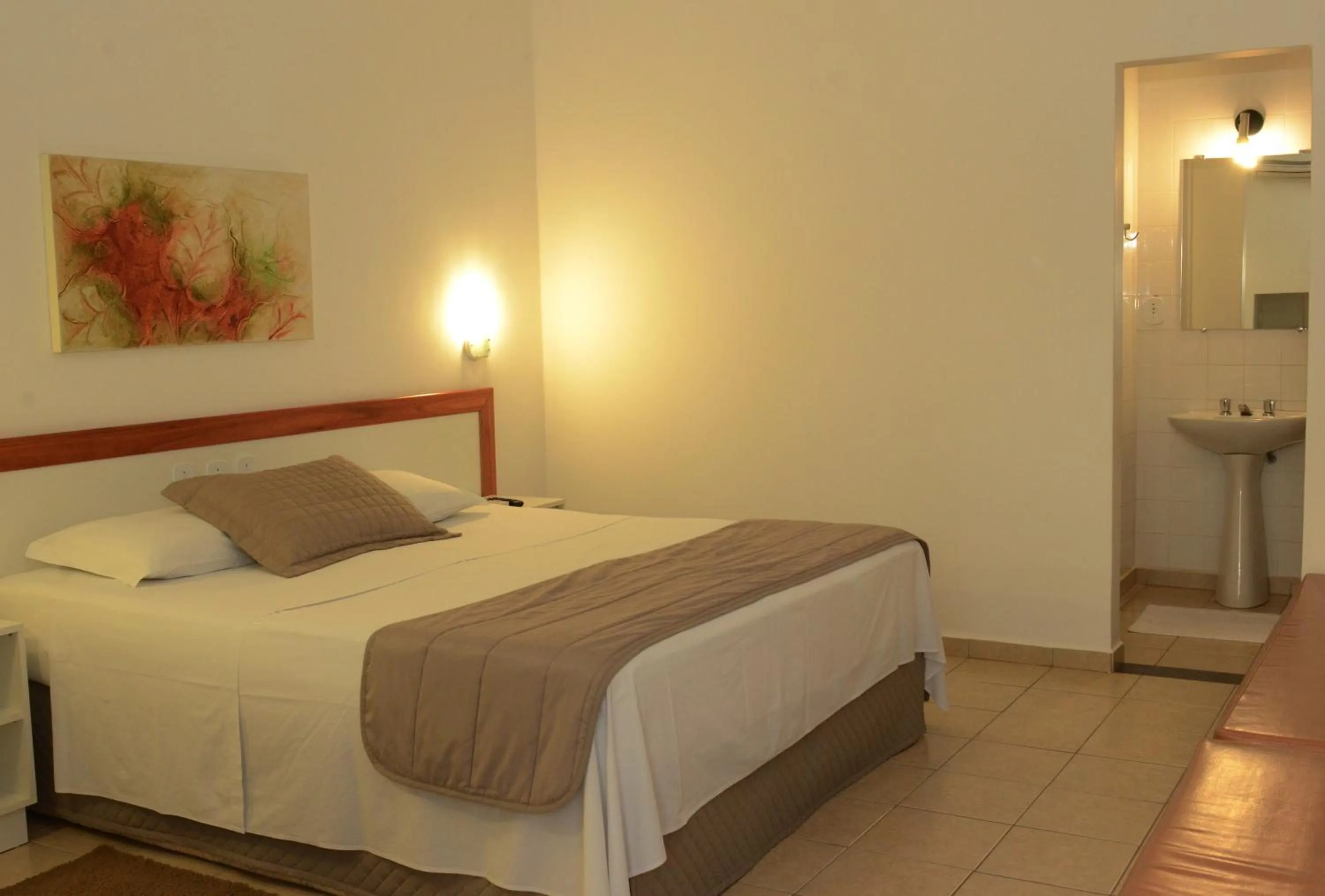 Photo of the whole room, Bed in Hotel Pousada Lord