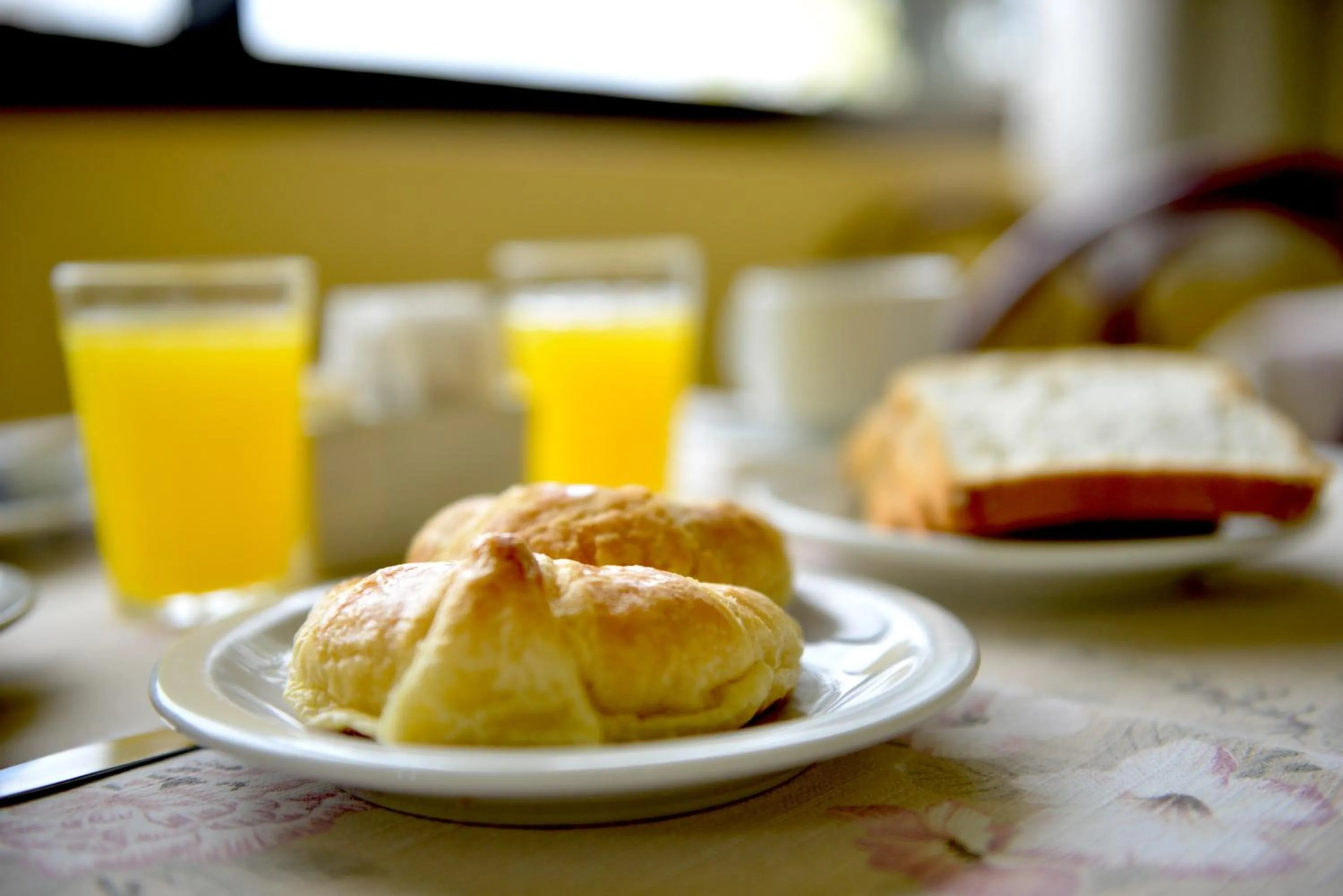 Food and drinks in Hotel Lilian