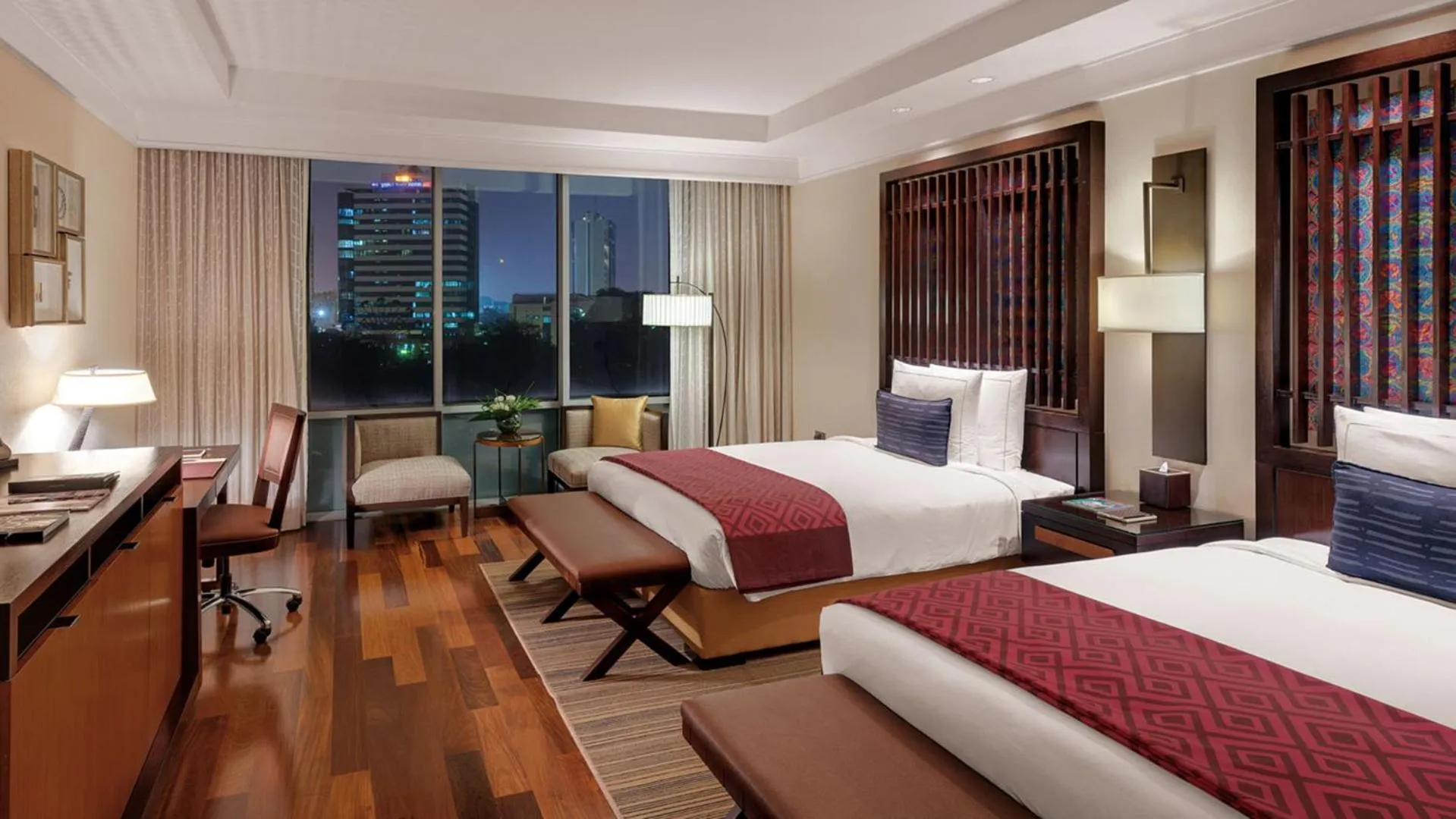 Photo of the whole room, Bed in Kempinski Hotel Gold Coast City