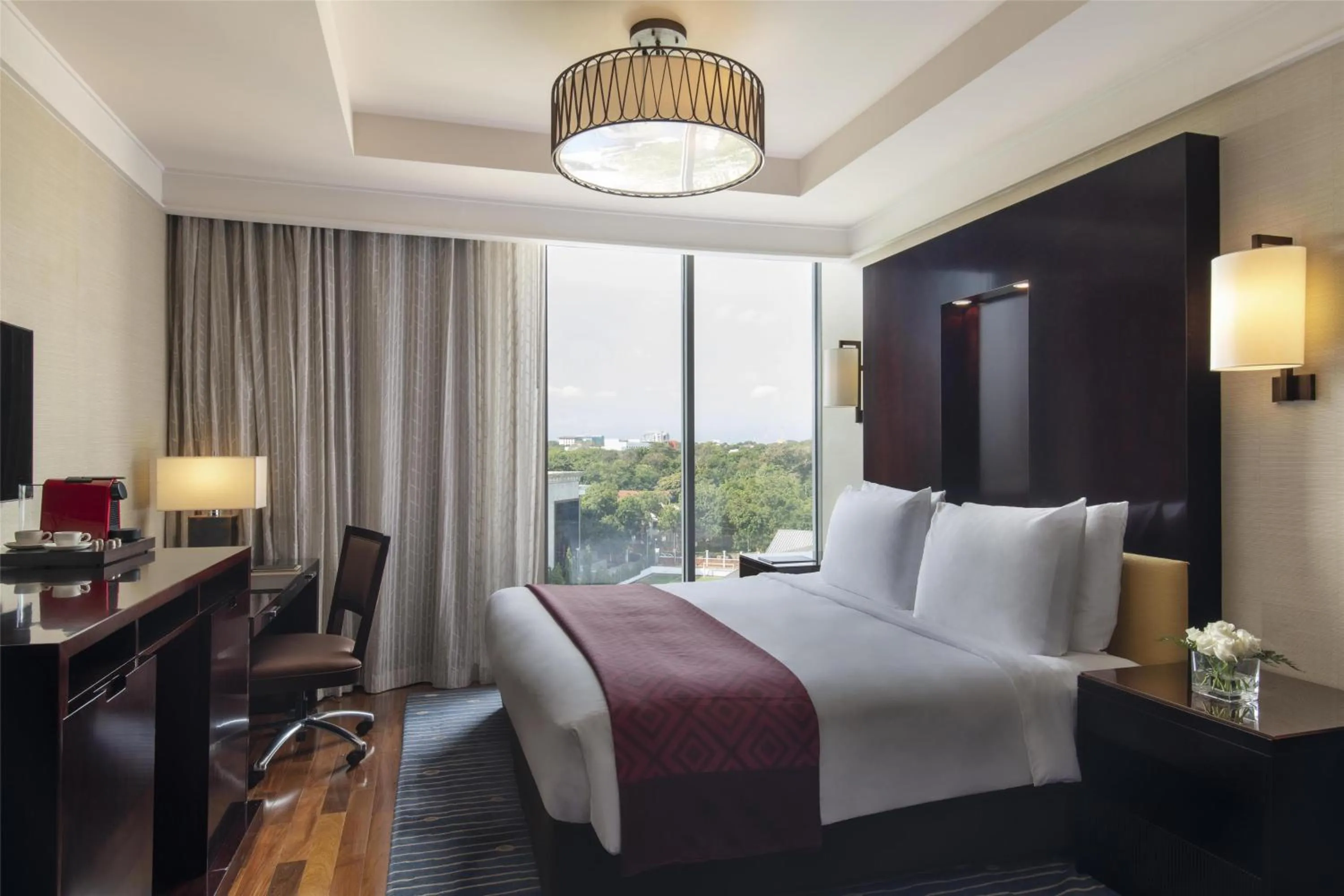 Photo of the whole room, Bed in Kempinski Hotel Gold Coast City