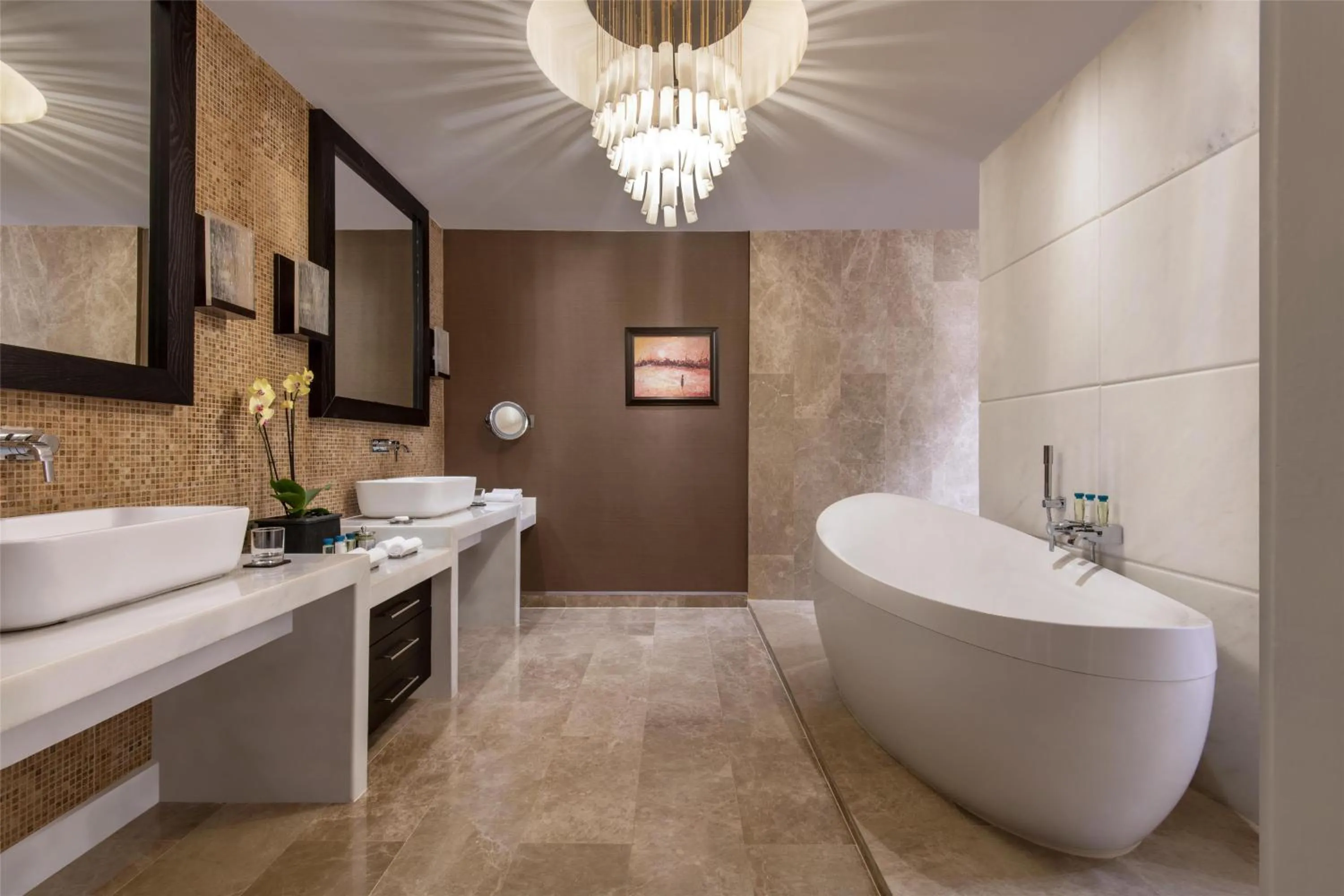 Photo of the whole room in Kempinski Hotel Gold Coast City